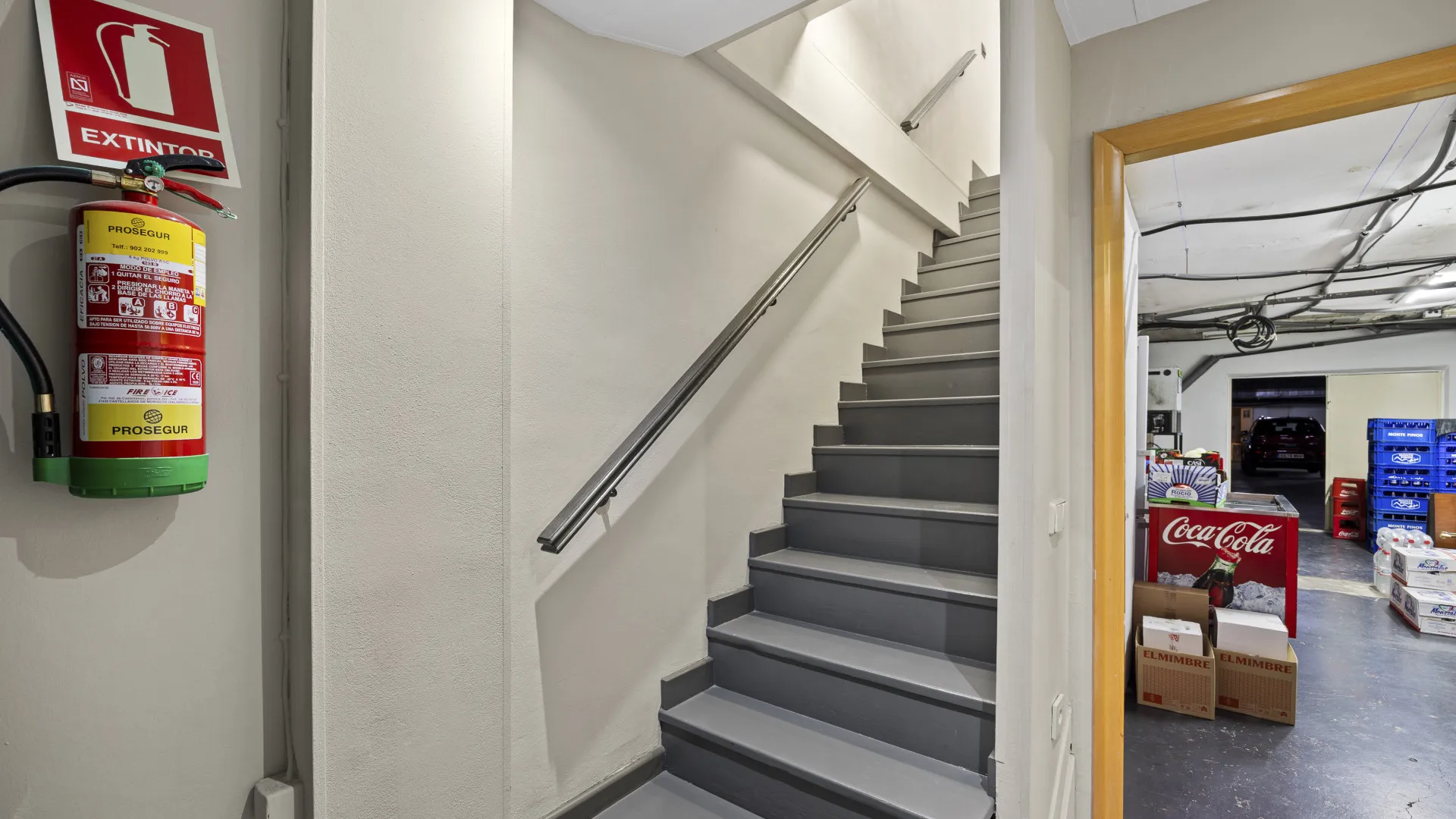 For sale commercial premises in Guadalmina Alta