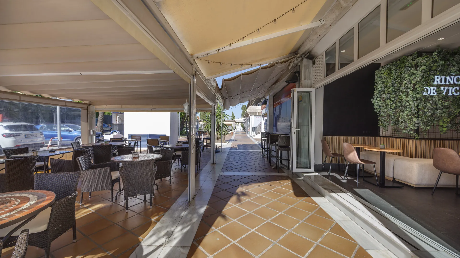 For sale commercial premises in Guadalmina Alta