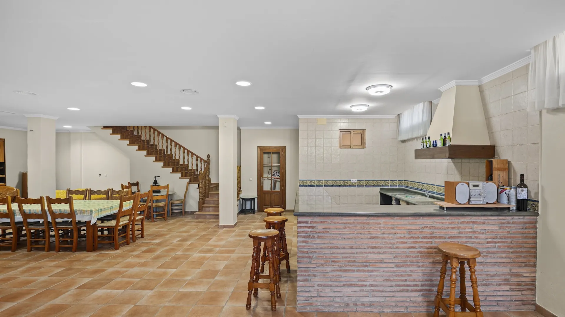 Vega del Colorado, pareado con 5 dormitorios en venta