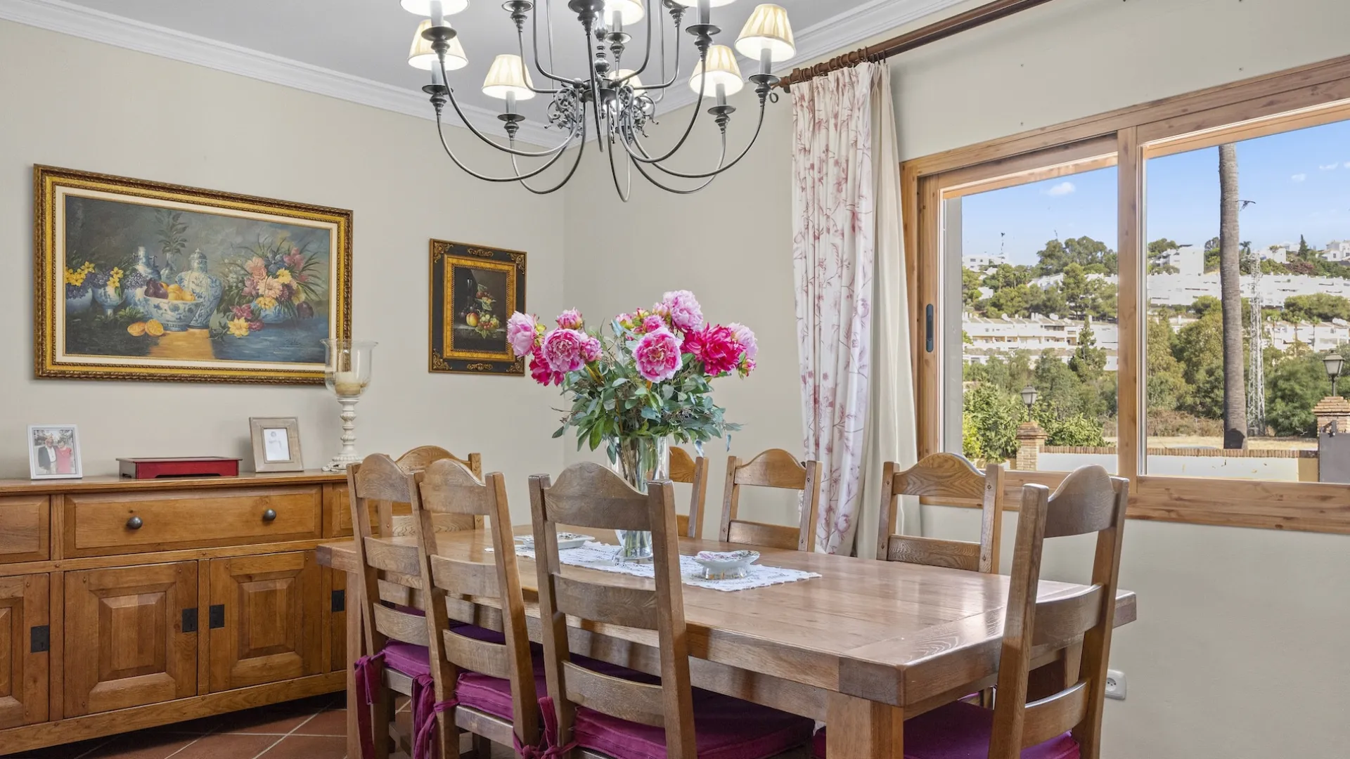 Vega del Colorado, pareado con 5 dormitorios en venta