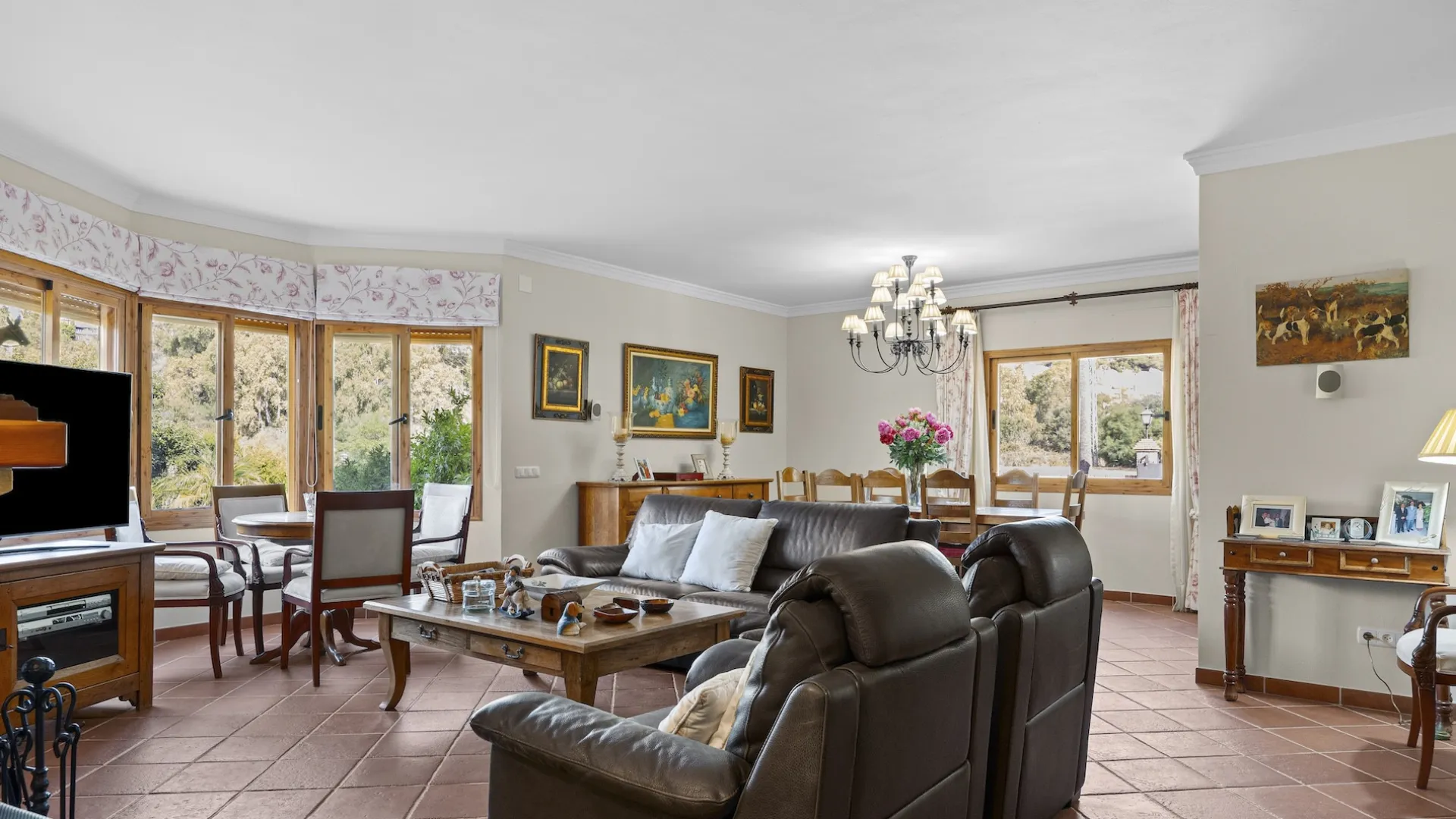 Vega del Colorado, pareado con 5 dormitorios en venta