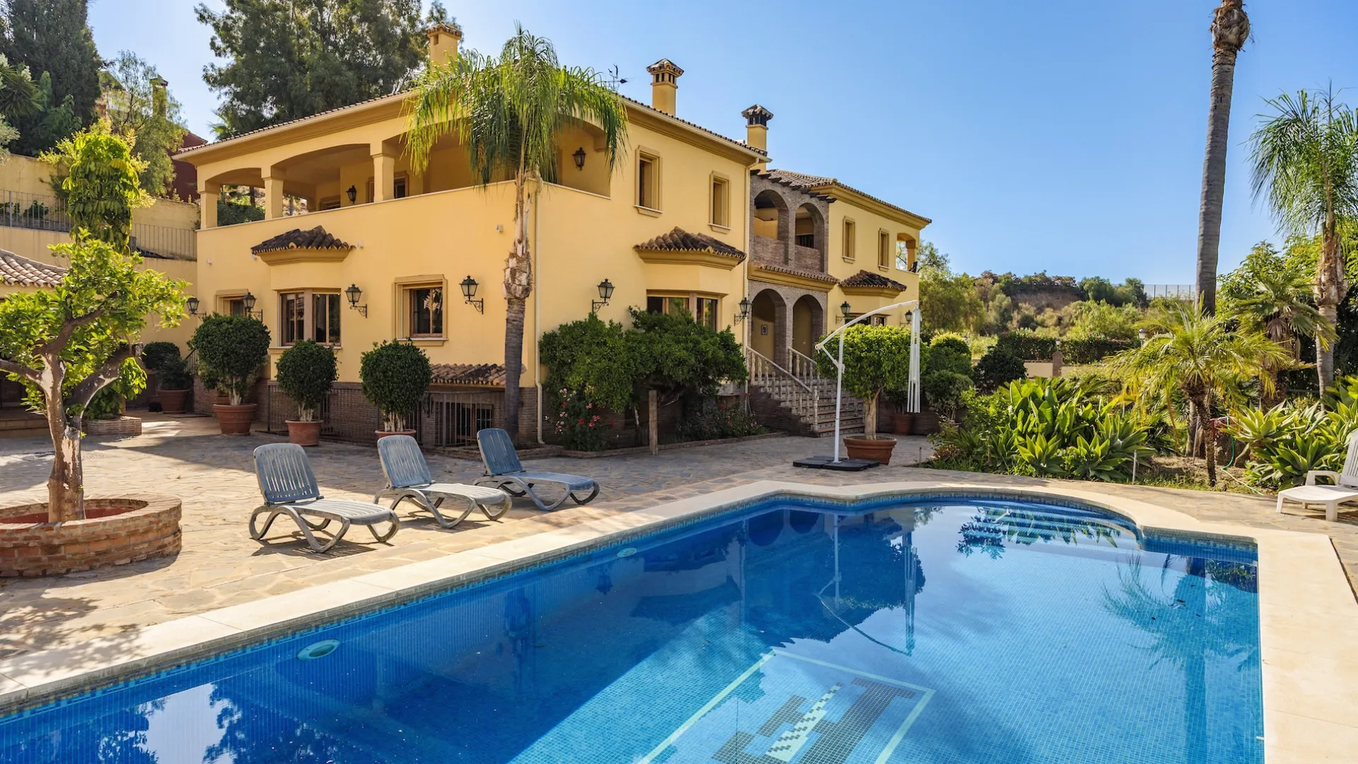 Vega del Colorado, pareado con 5 dormitorios en venta