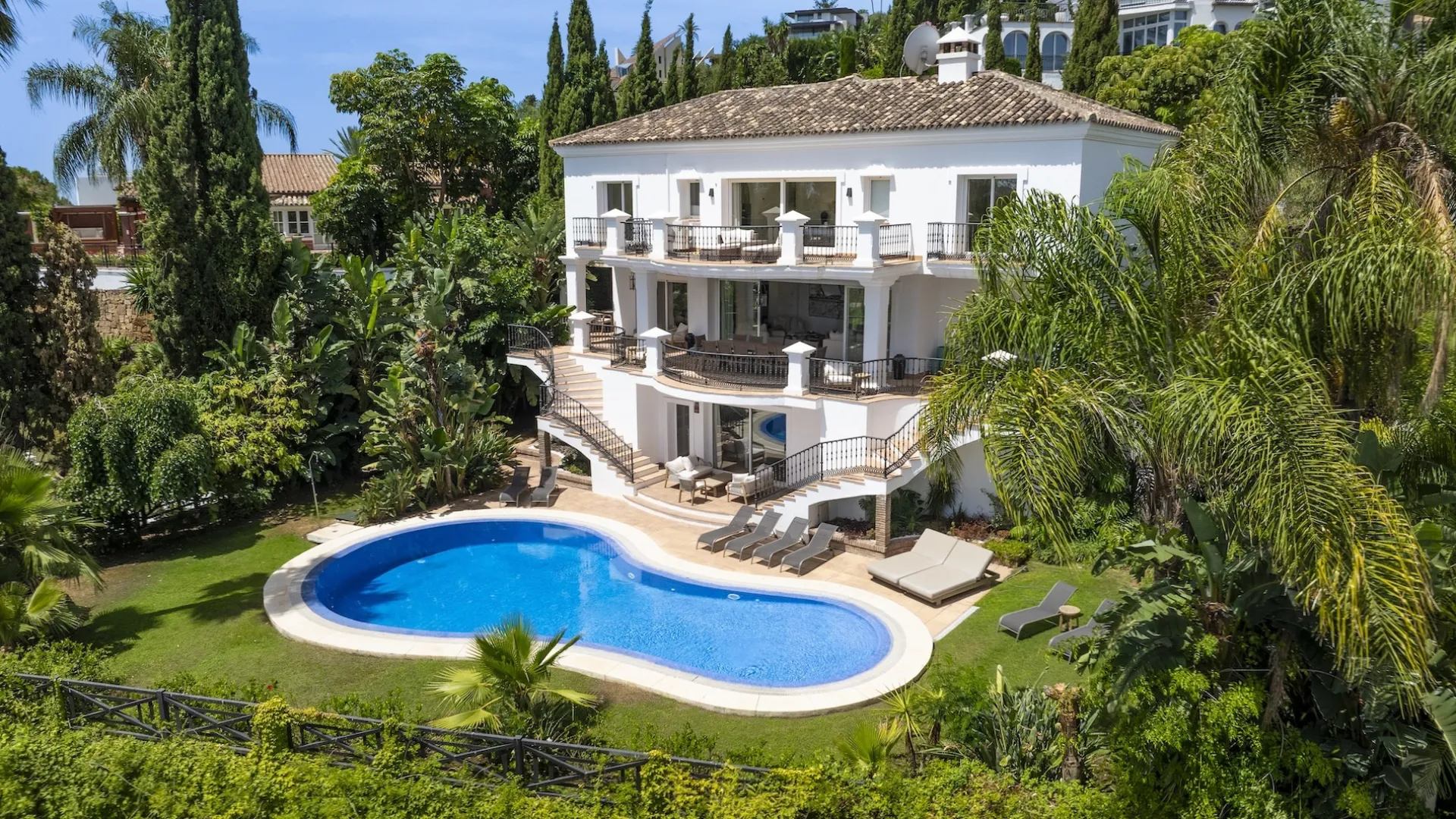 Comprar villa en El Herrojo