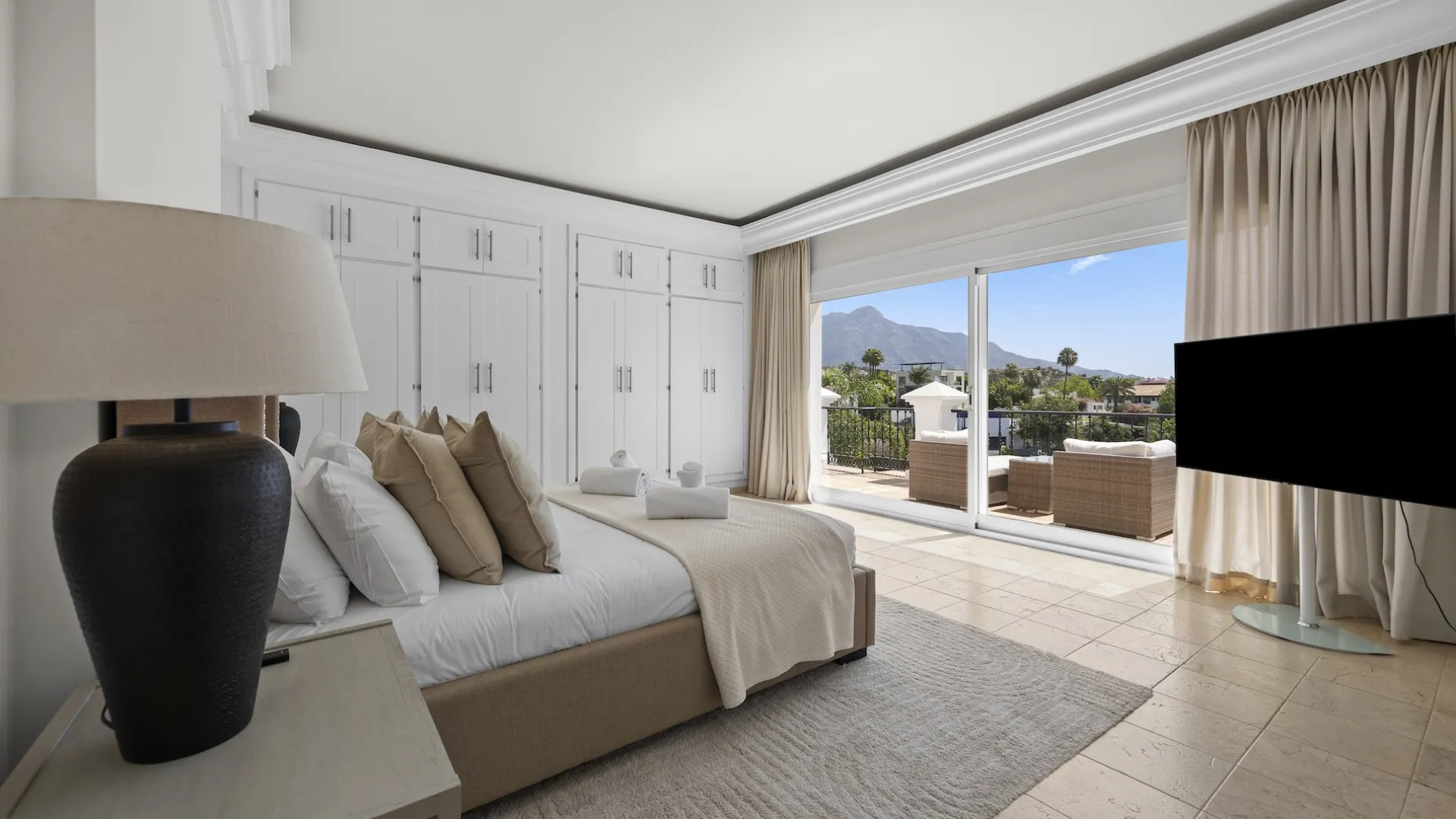 Comprar villa en El Herrojo
