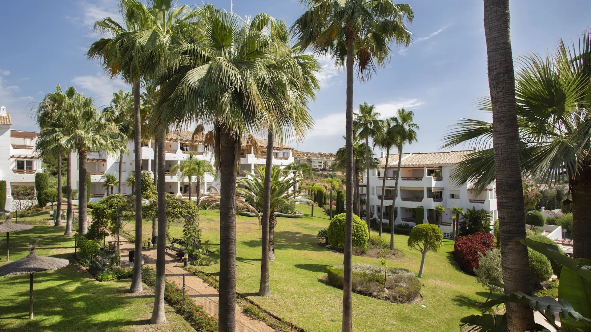 Se vende apartamento con 2 dormitorios en Selwo Hills