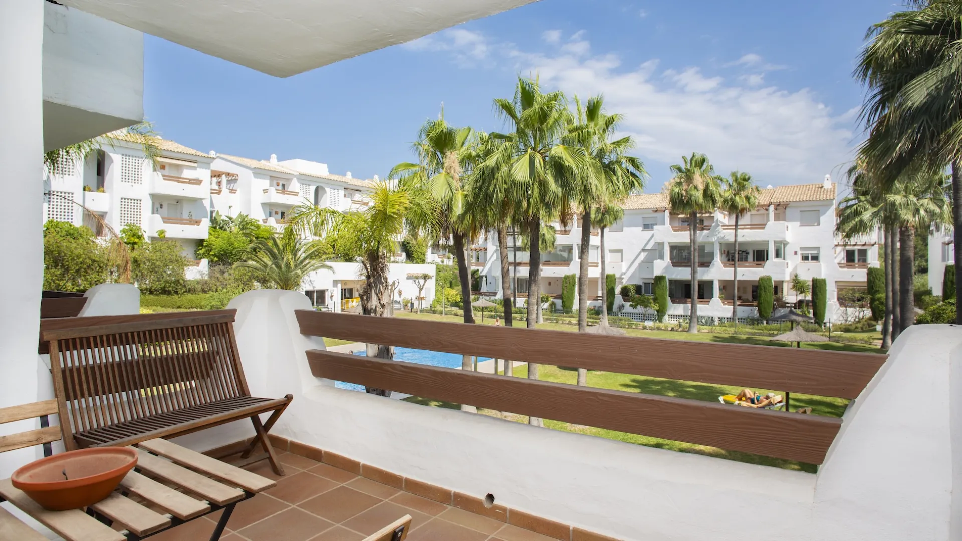 Se vende apartamento con 2 dormitorios en Selwo Hills