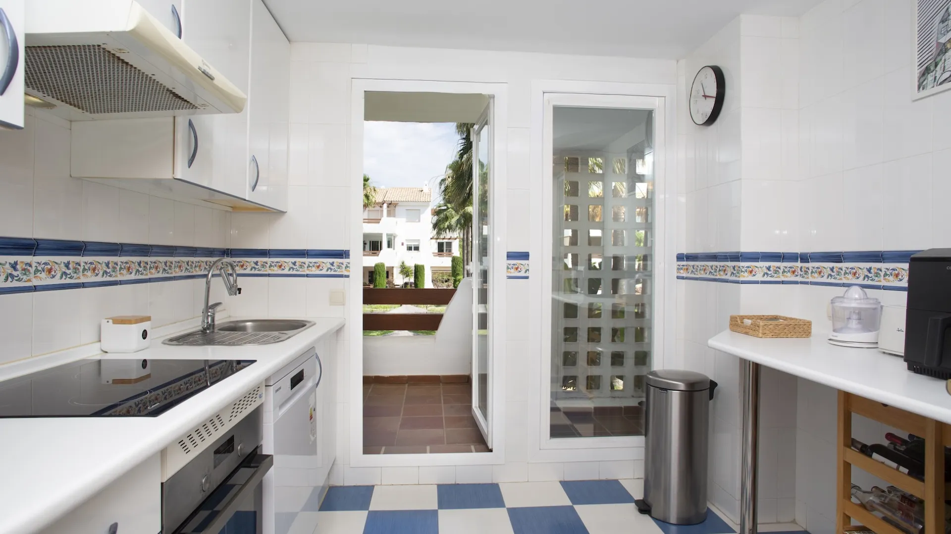 Se vende apartamento con 2 dormitorios en Selwo Hills