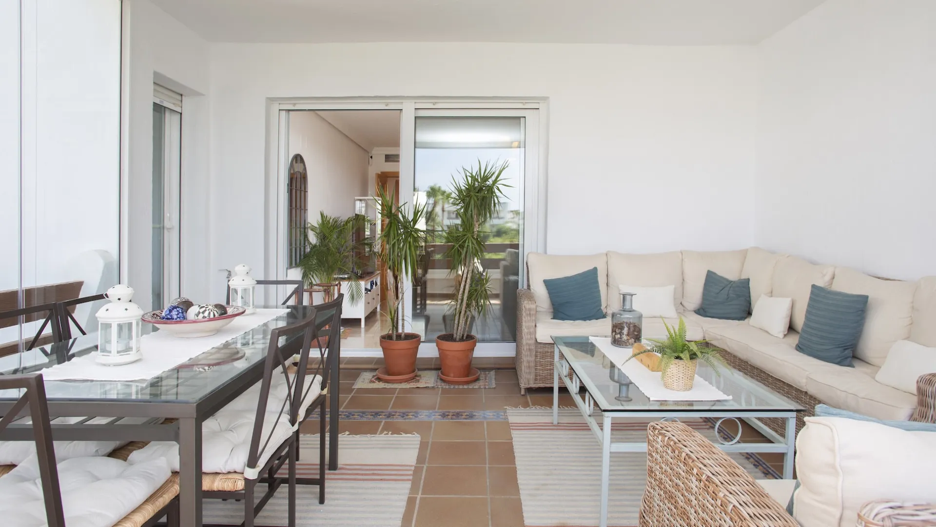 Se vende apartamento con 2 dormitorios en Selwo Hills