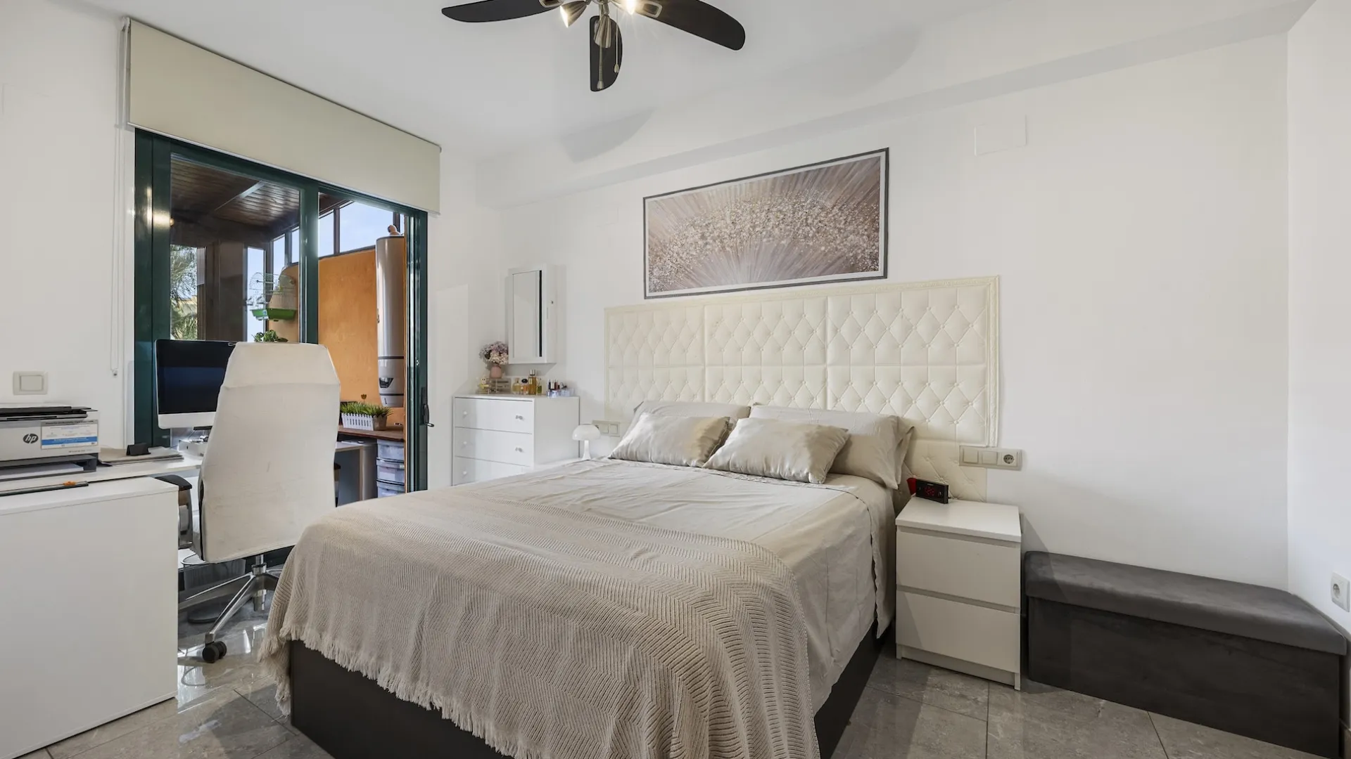 Buy 2 bedrooms apartment in Marbella City