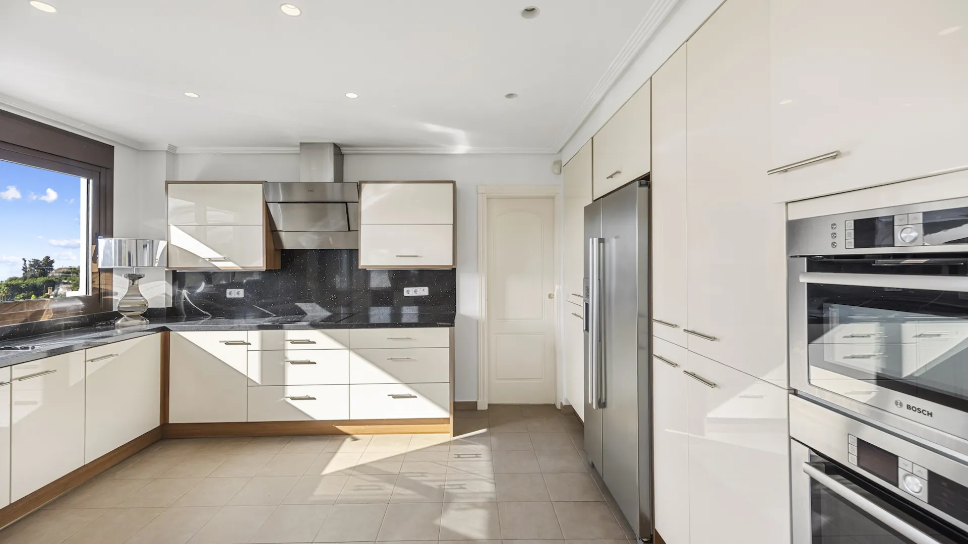 Los Arqueros, villa con 6 dormitorios a la venta
