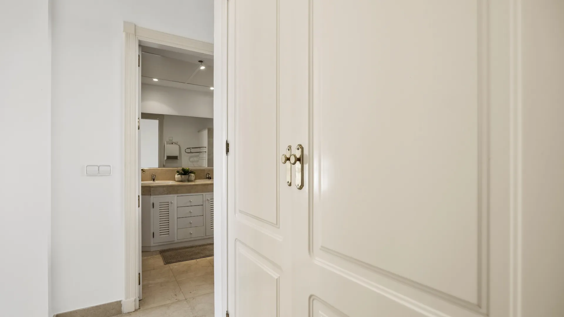 Los Arqueros, villa con 6 dormitorios a la venta