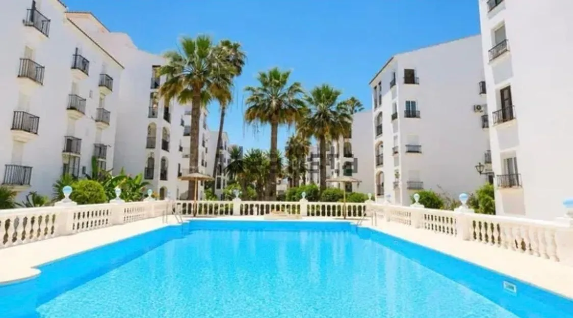 For sale Sabinillas penthouse with 1 bedroom