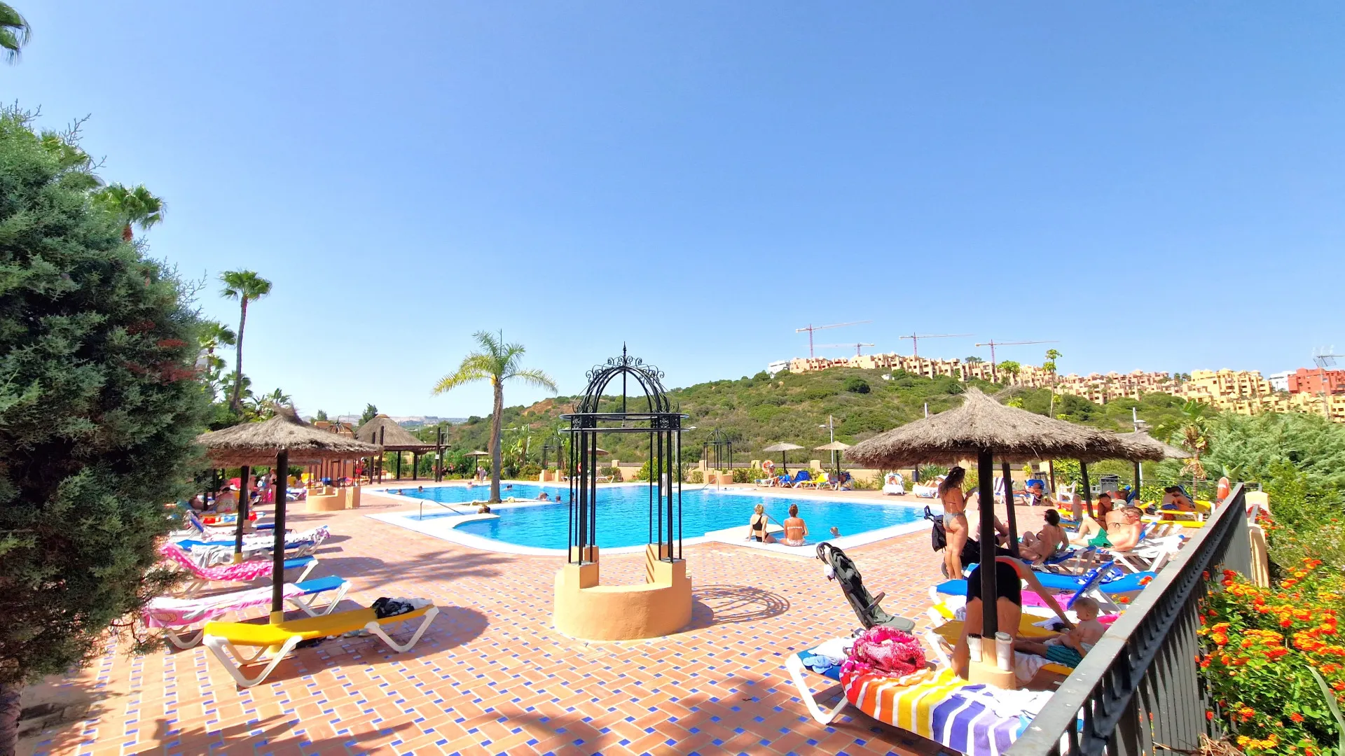 Apartment for sale in Duquesa Village