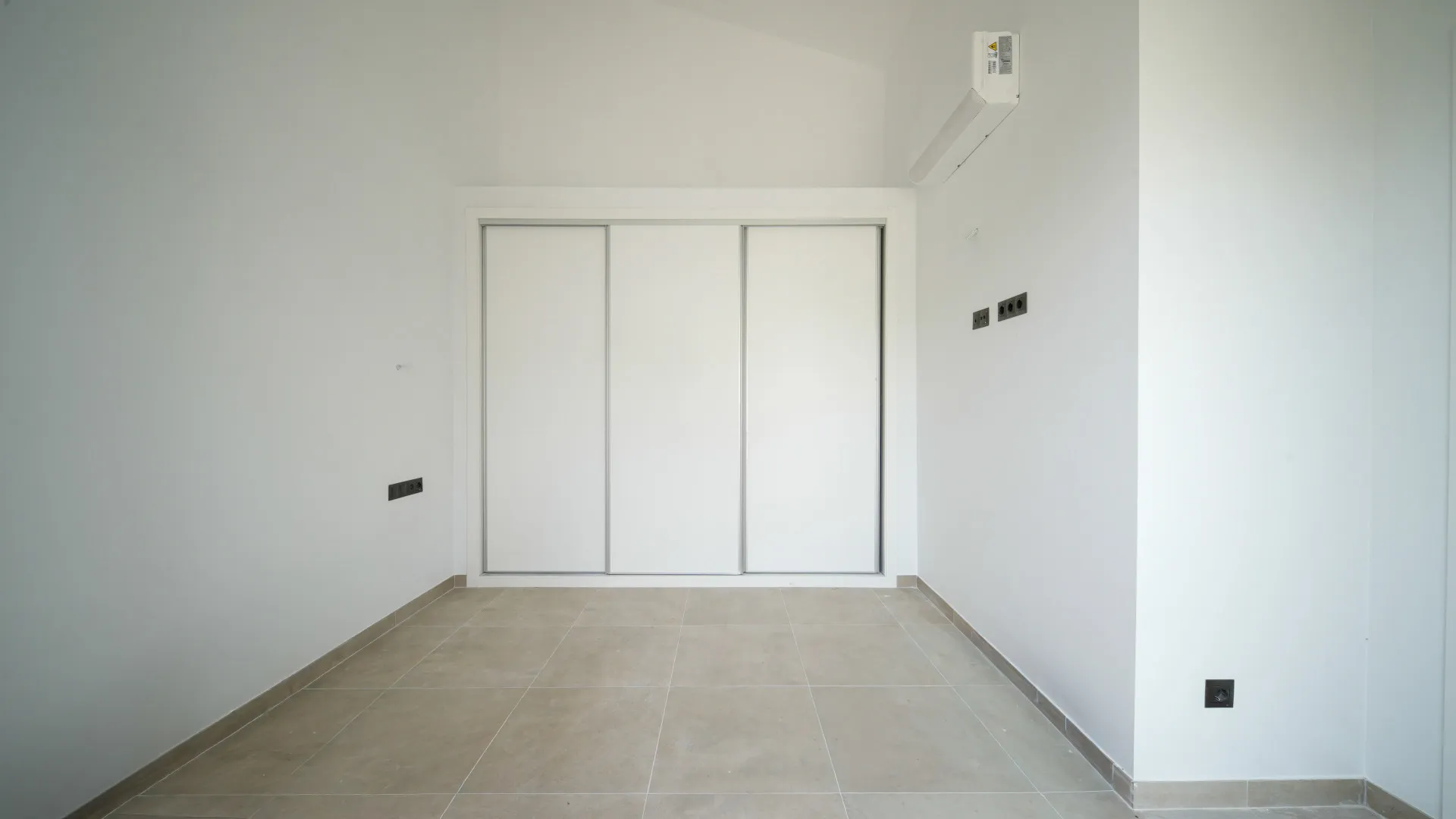 2 bedrooms town house for sale in Bahia Dorada
