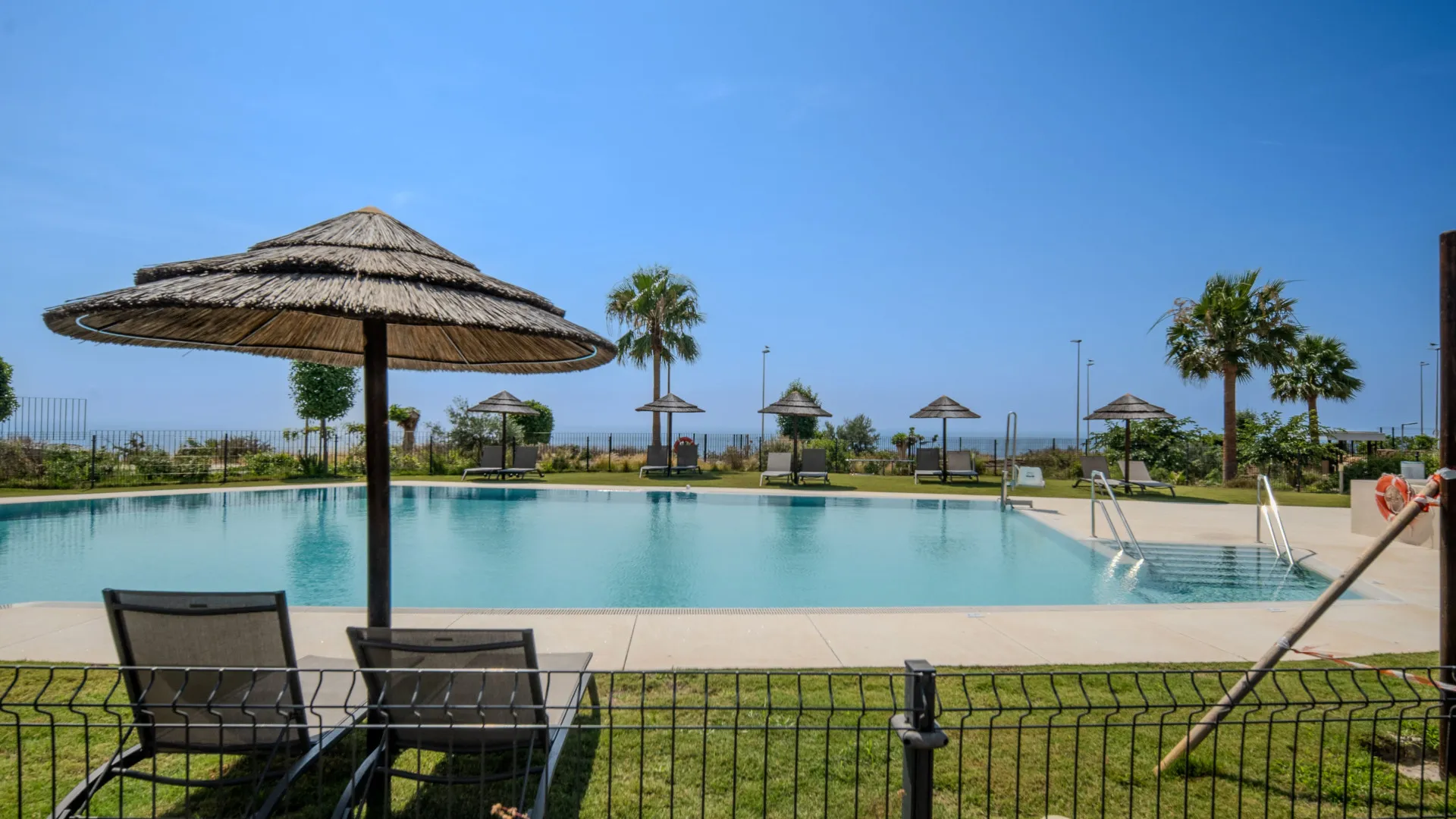Ground floor apartment for sale in Camarate Golf with 3 bedrooms