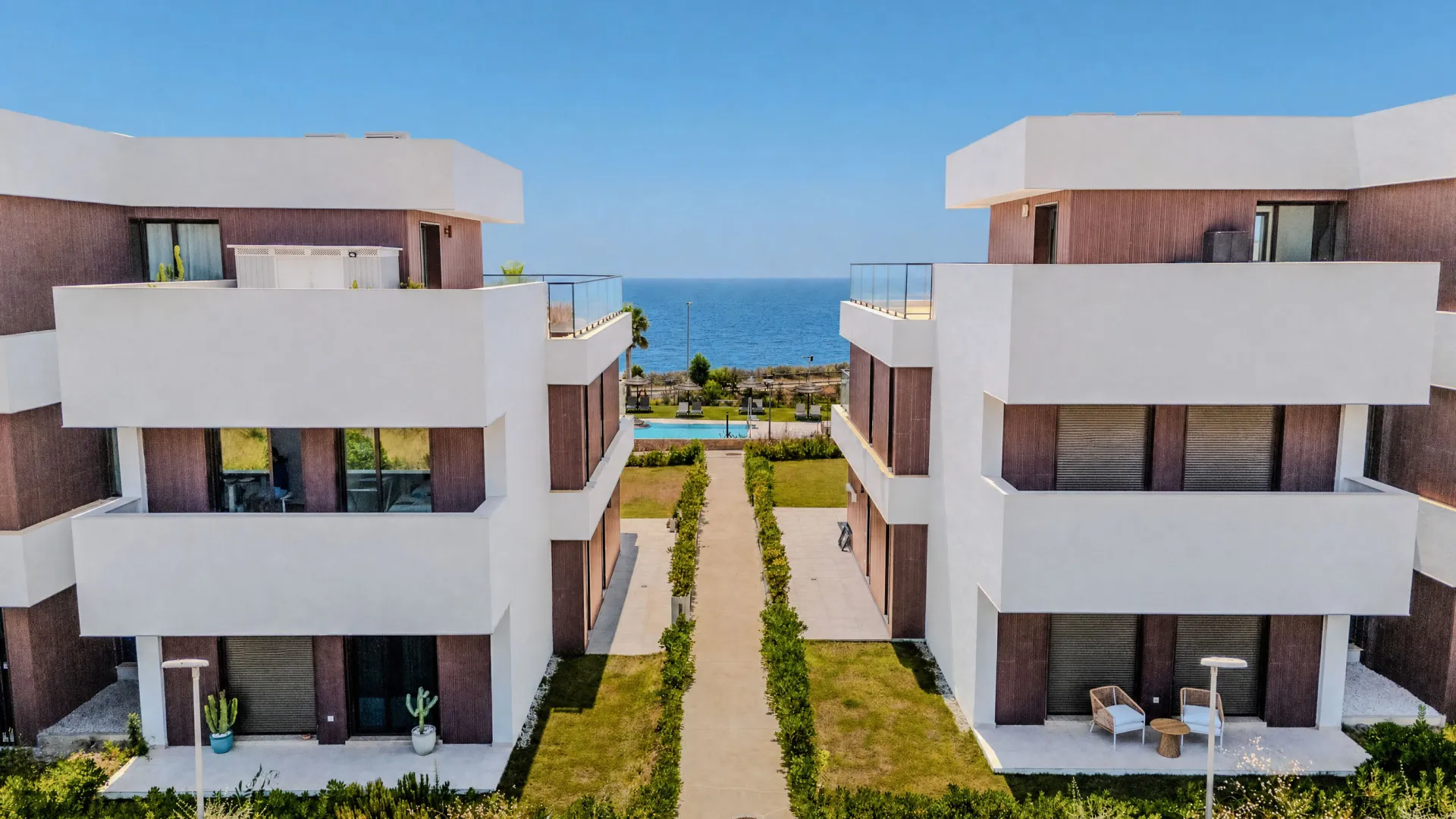 Ground floor apartment for sale in Camarate Golf with 3 bedrooms