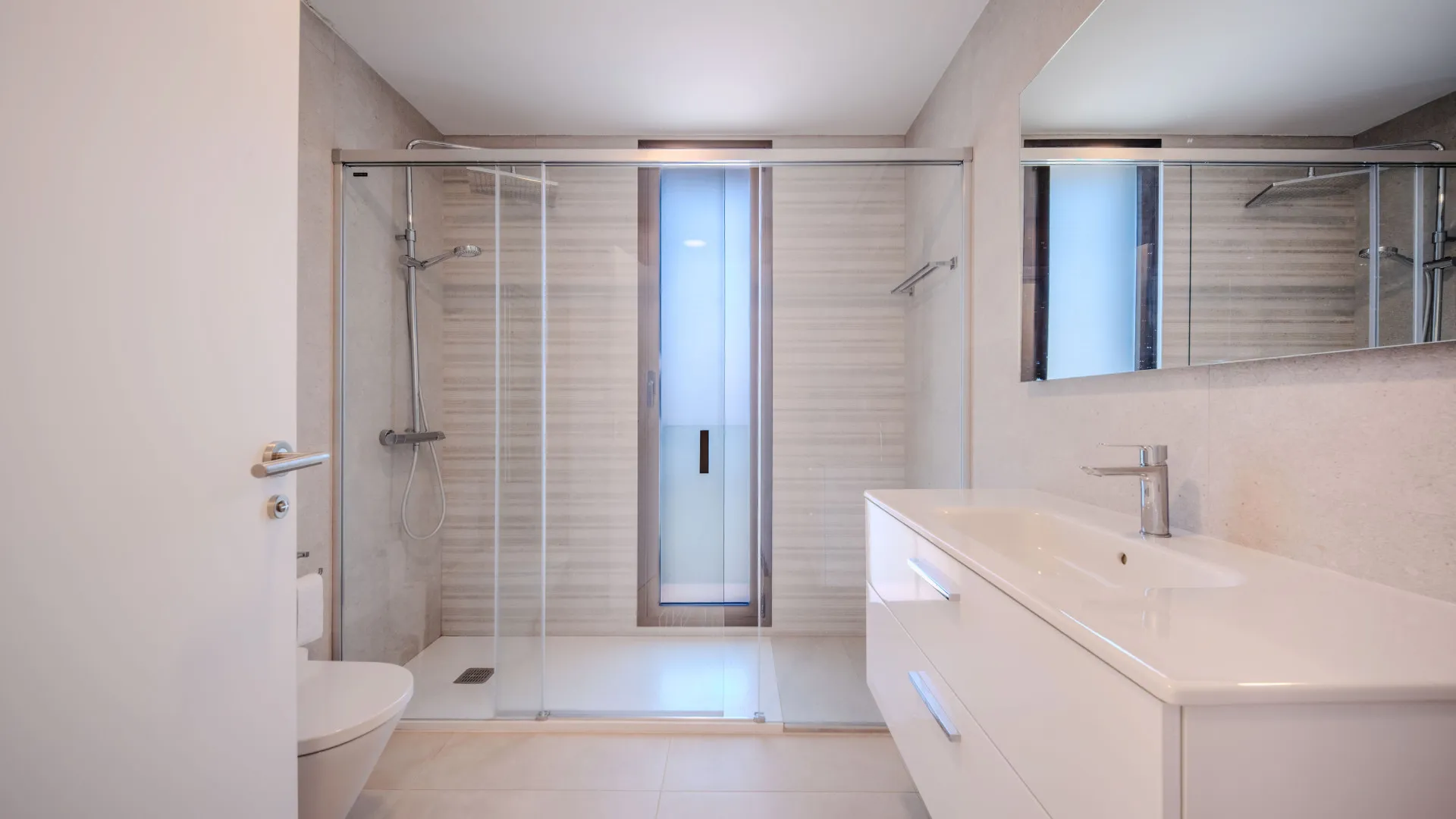 Ground floor apartment for sale in Camarate Golf with 3 bedrooms