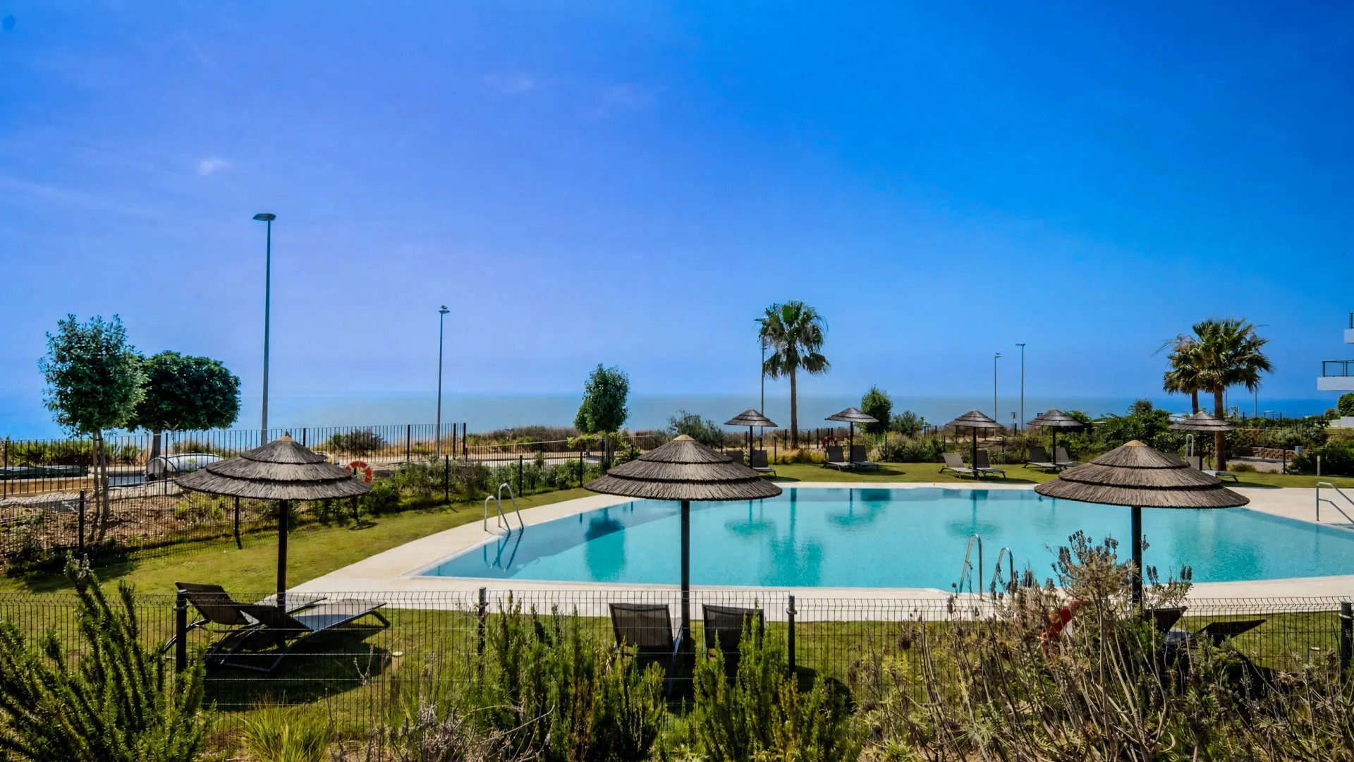 Ground floor apartment for sale in Camarate Golf with 3 bedrooms