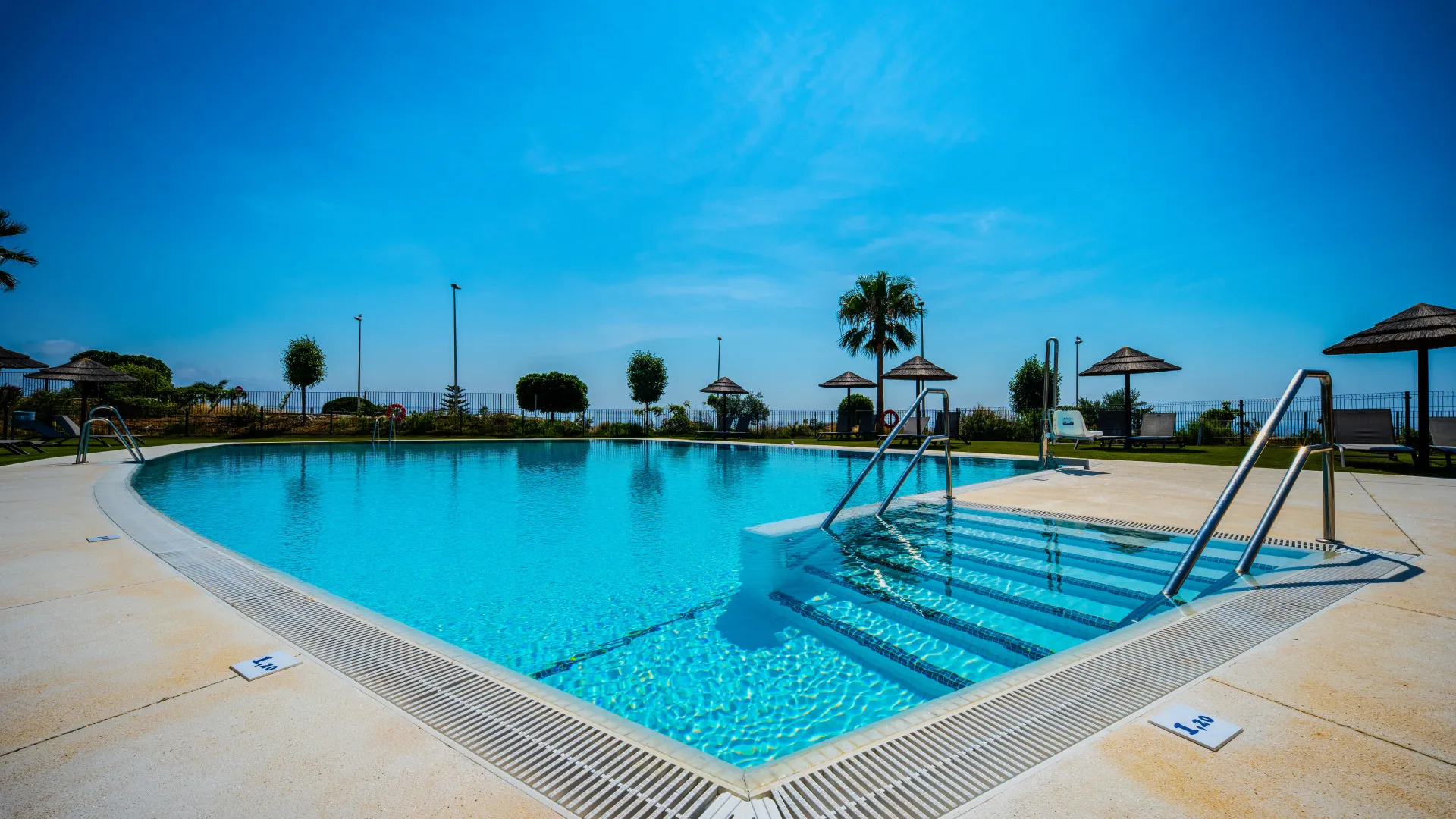 Ground floor apartment for sale in Camarate Golf with 3 bedrooms