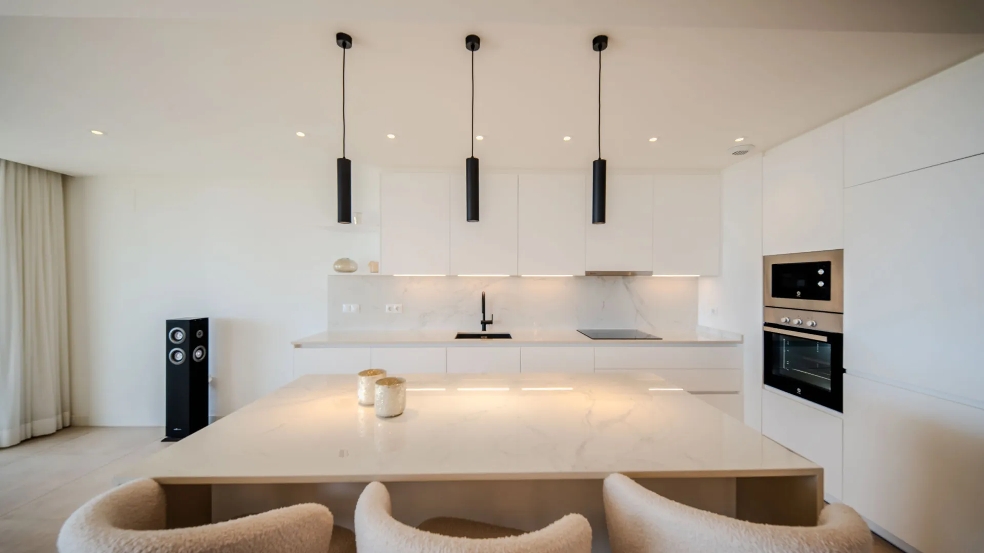 Ground floor apartment for sale in Camarate Golf with 3 bedrooms