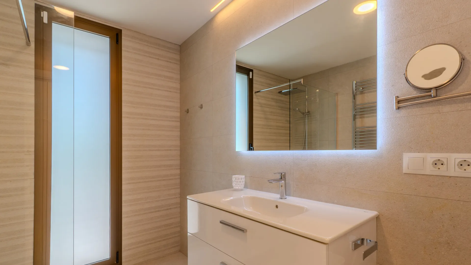 3 bedrooms ground floor apartment for sale in Camarate Golf