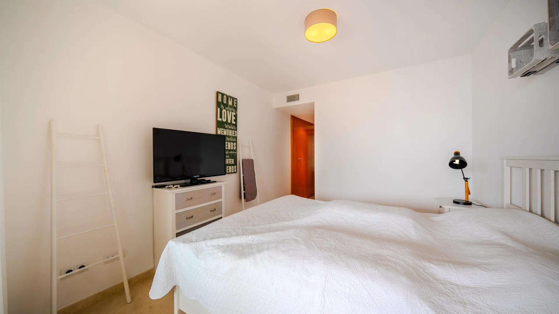 Se vende apartamento de 4 dormitorios en Doña Julia