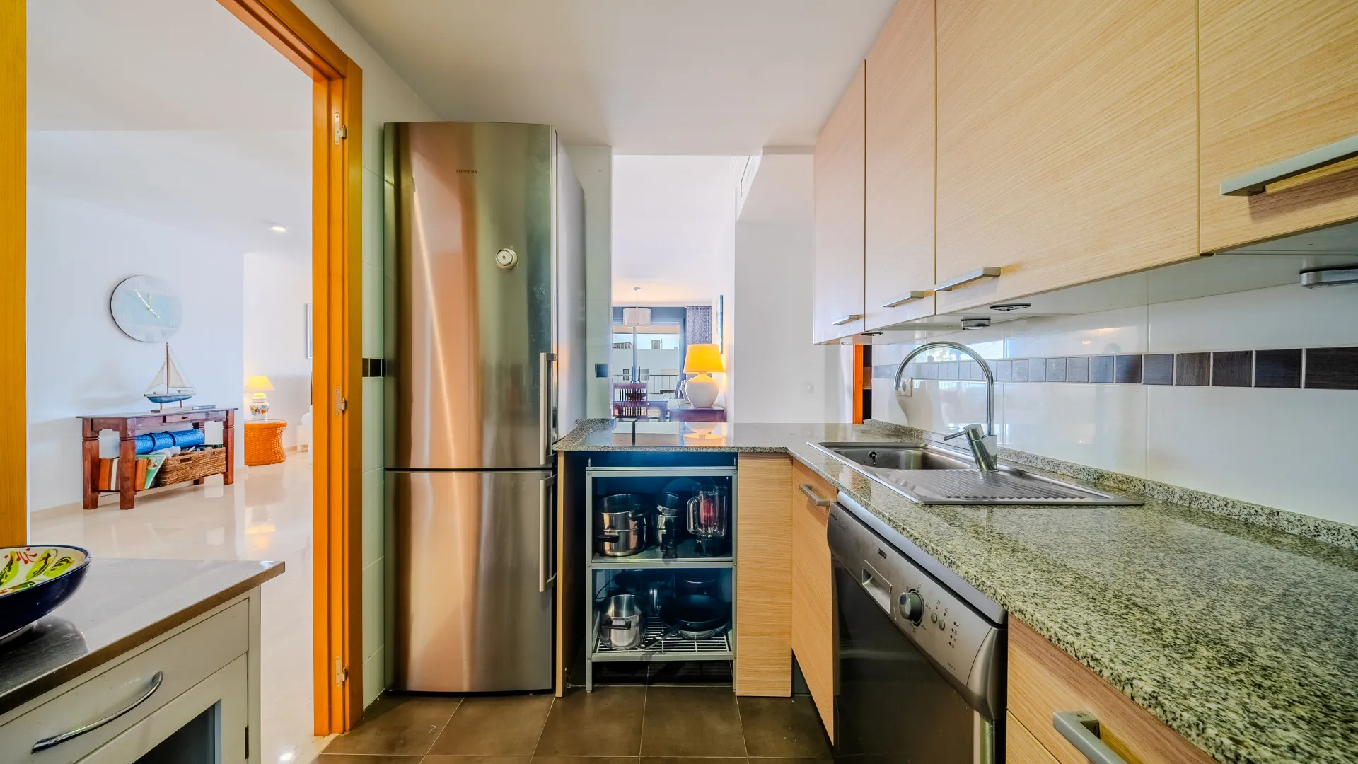Se vende apartamento de 4 dormitorios en Doña Julia