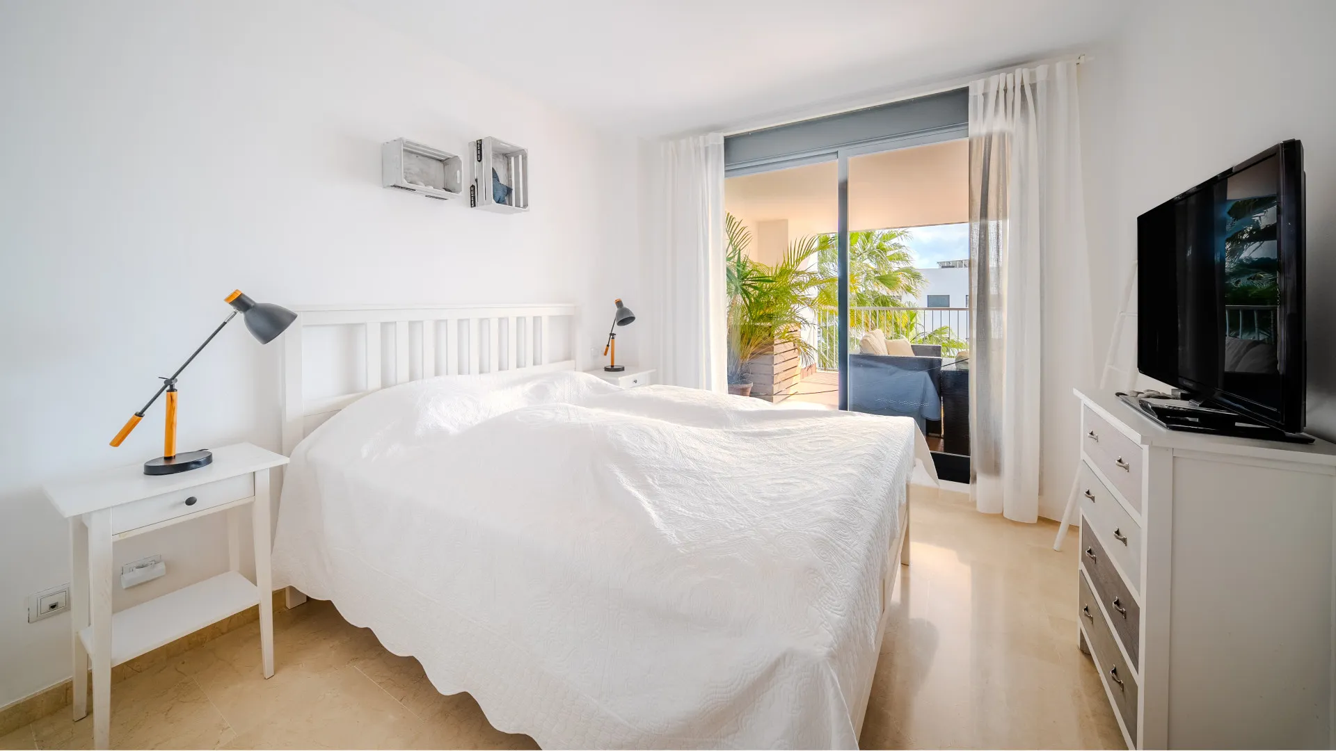 Se vende apartamento de 4 dormitorios en Doña Julia