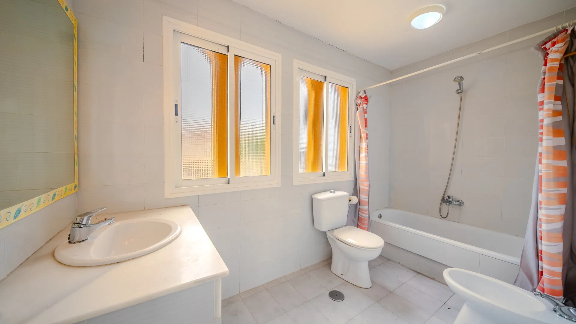 5 bedrooms town house for sale in Marina de Casares