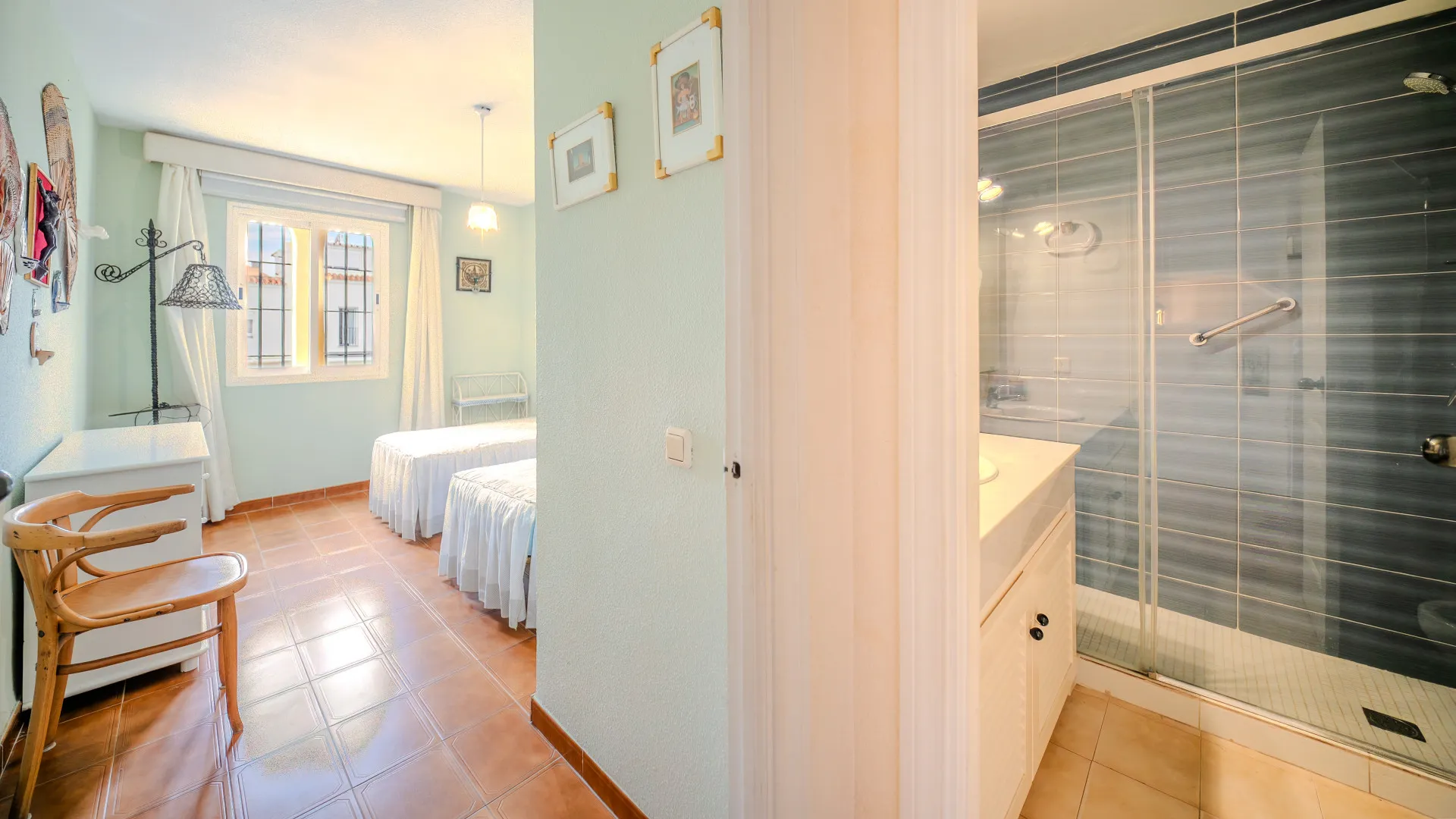5 bedrooms town house for sale in Marina de Casares