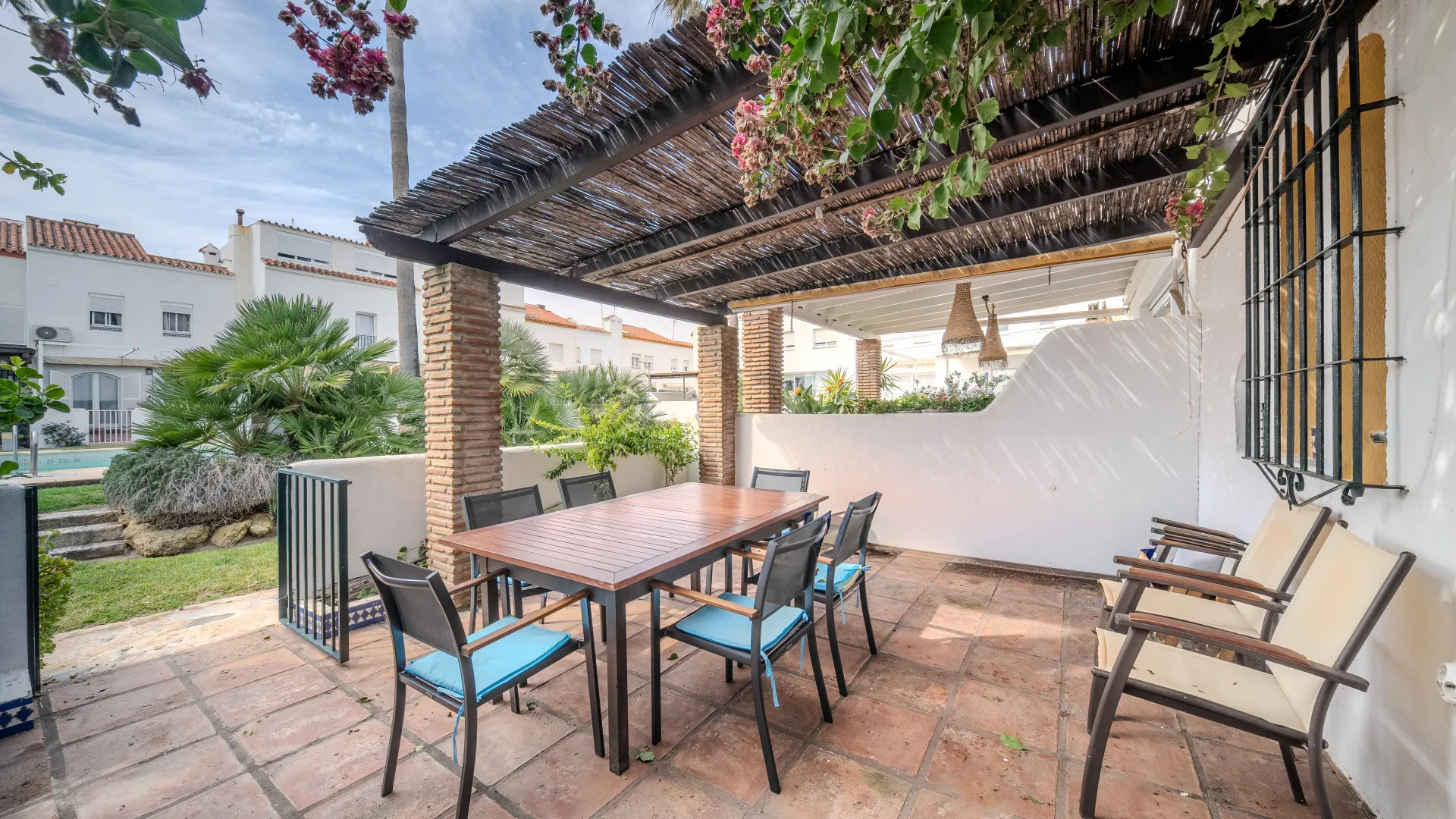 5 bedrooms town house for sale in Marina de Casares