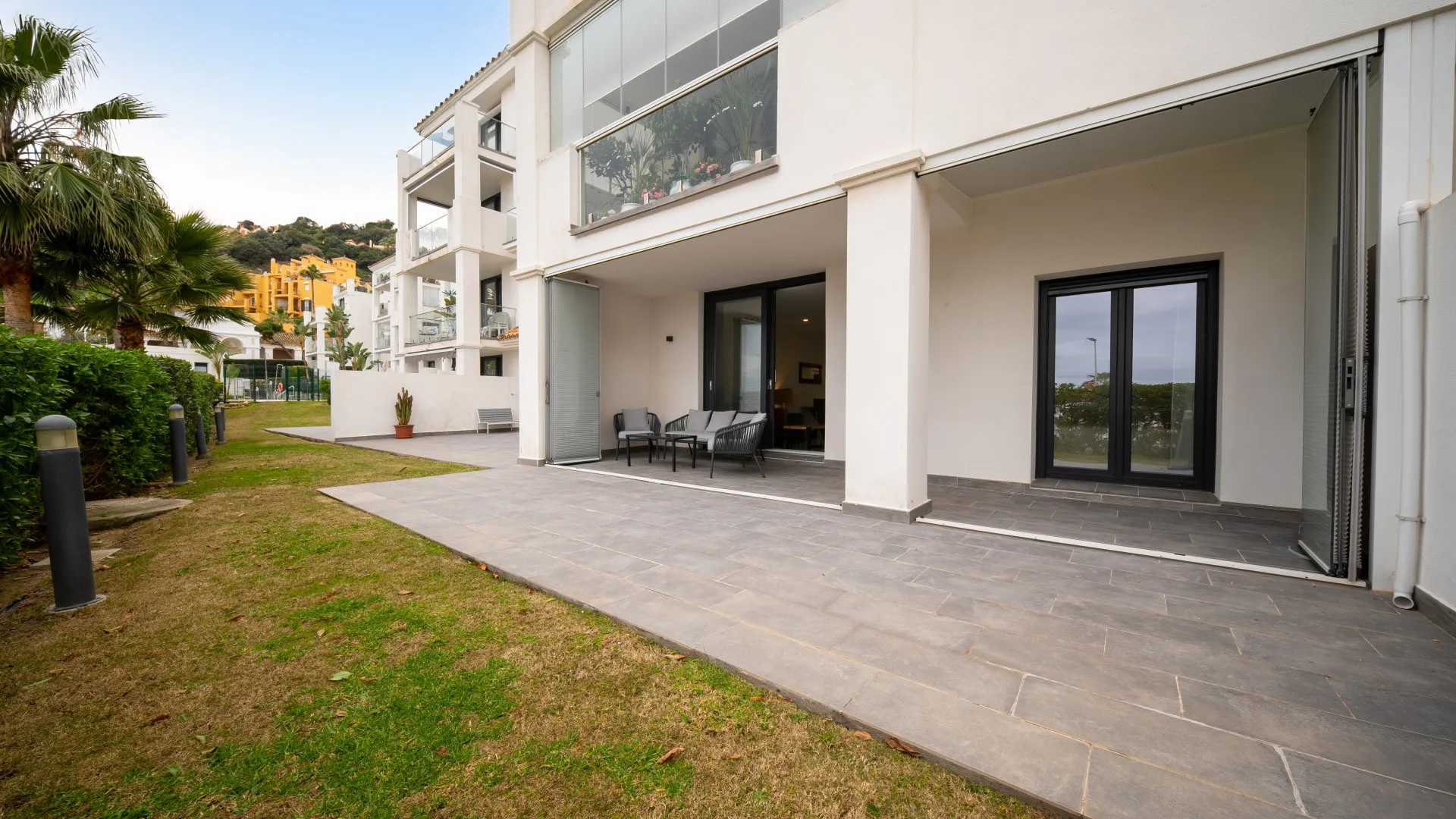 For sale 2 bedrooms ground floor apartment in La Paloma