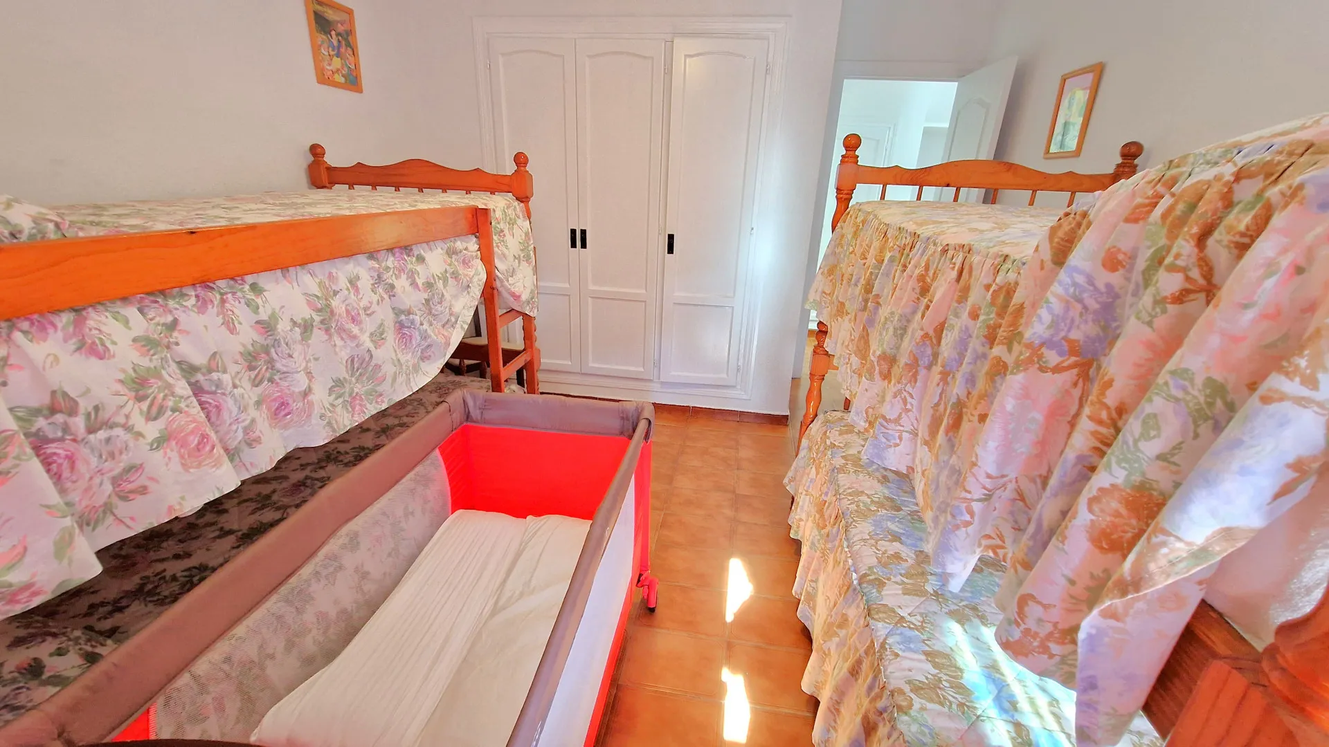 Se vende adosado de 3 dormitorios en Marina de Casares