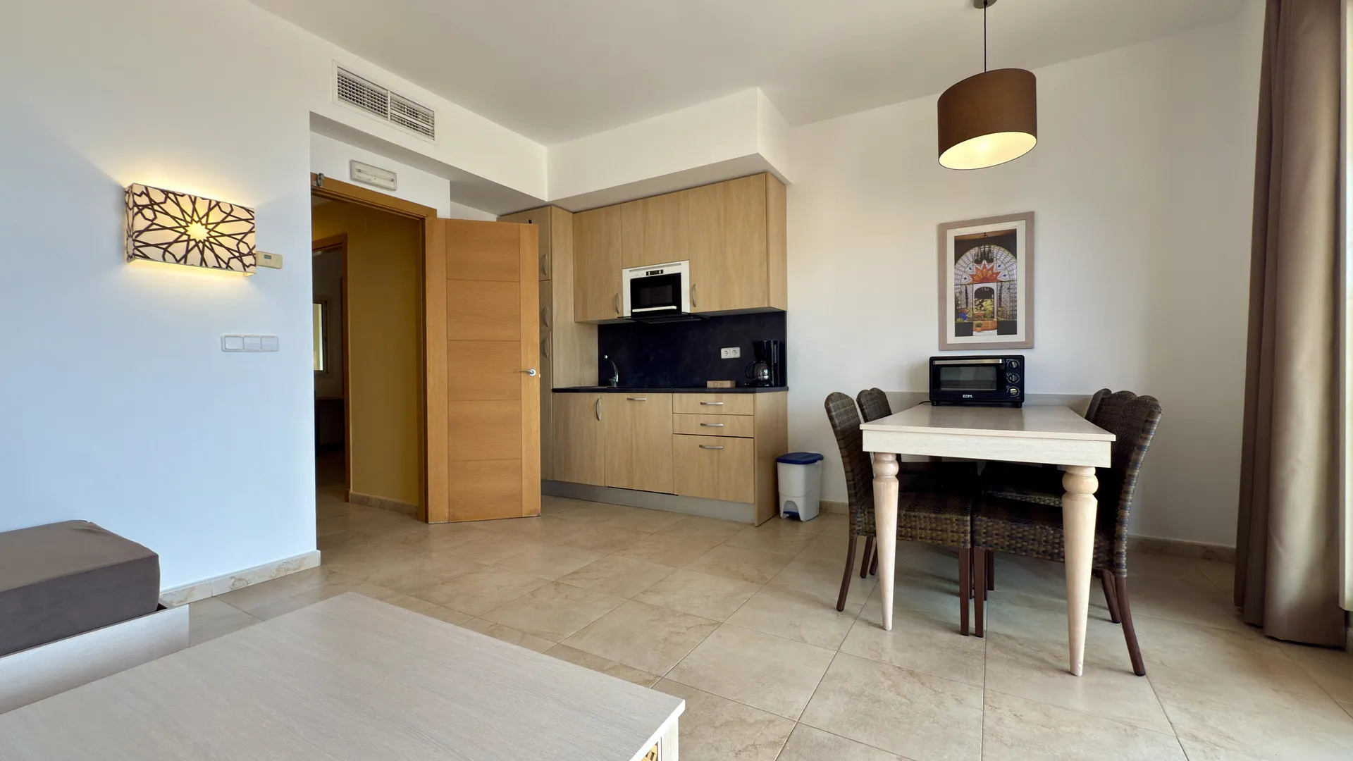 Comprar apartamento planta baja en Bahia de las Rocas con 2 dormitorios