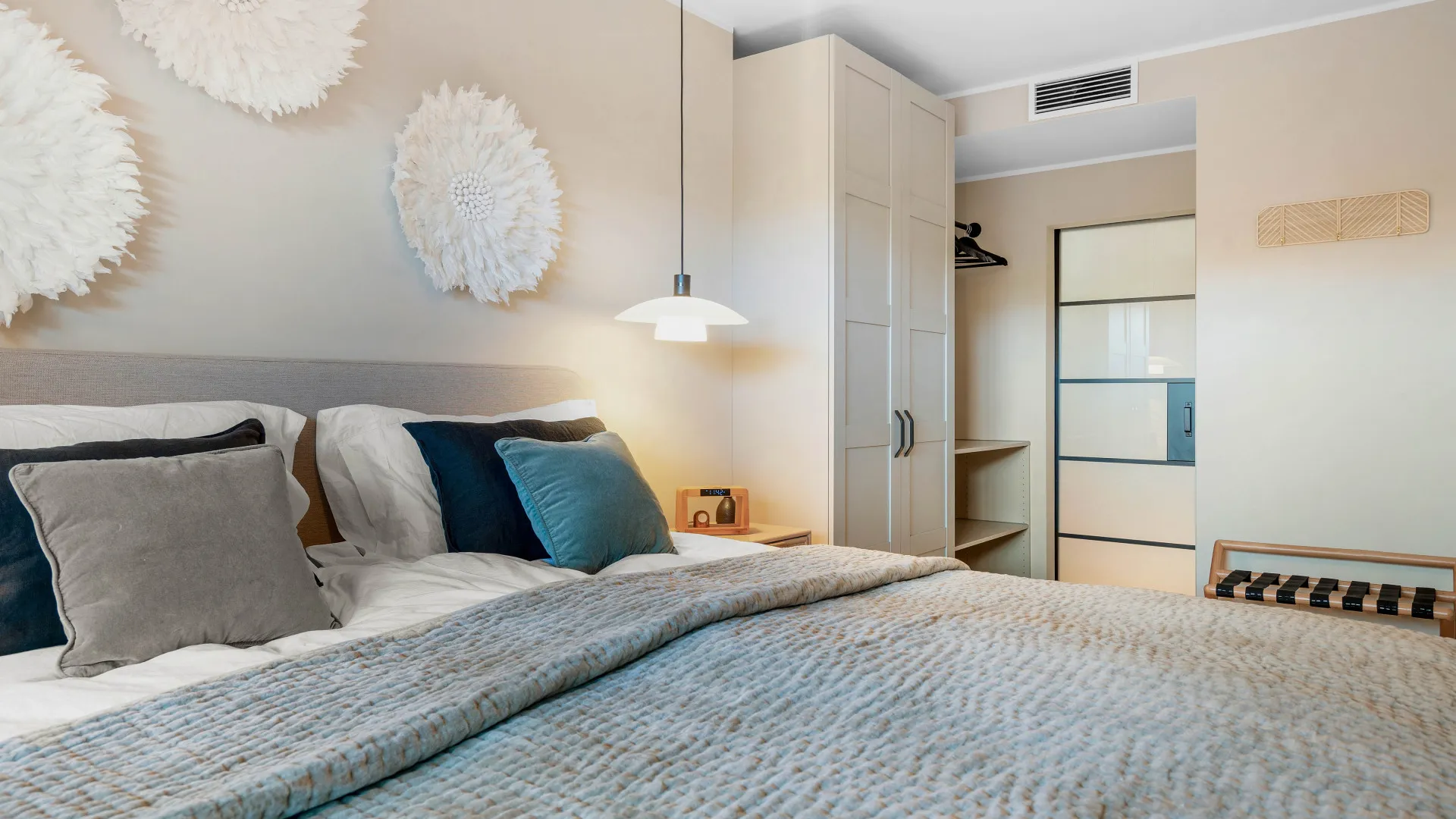 Se vende apartamento de 4 dormitorios en Jardines de Andalucia
