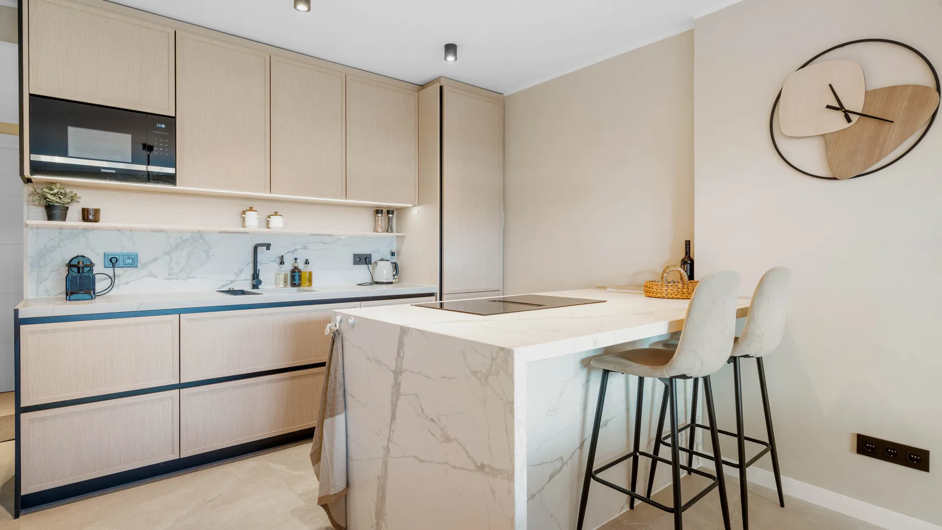 Se vende apartamento de 4 dormitorios en Jardines de Andalucia