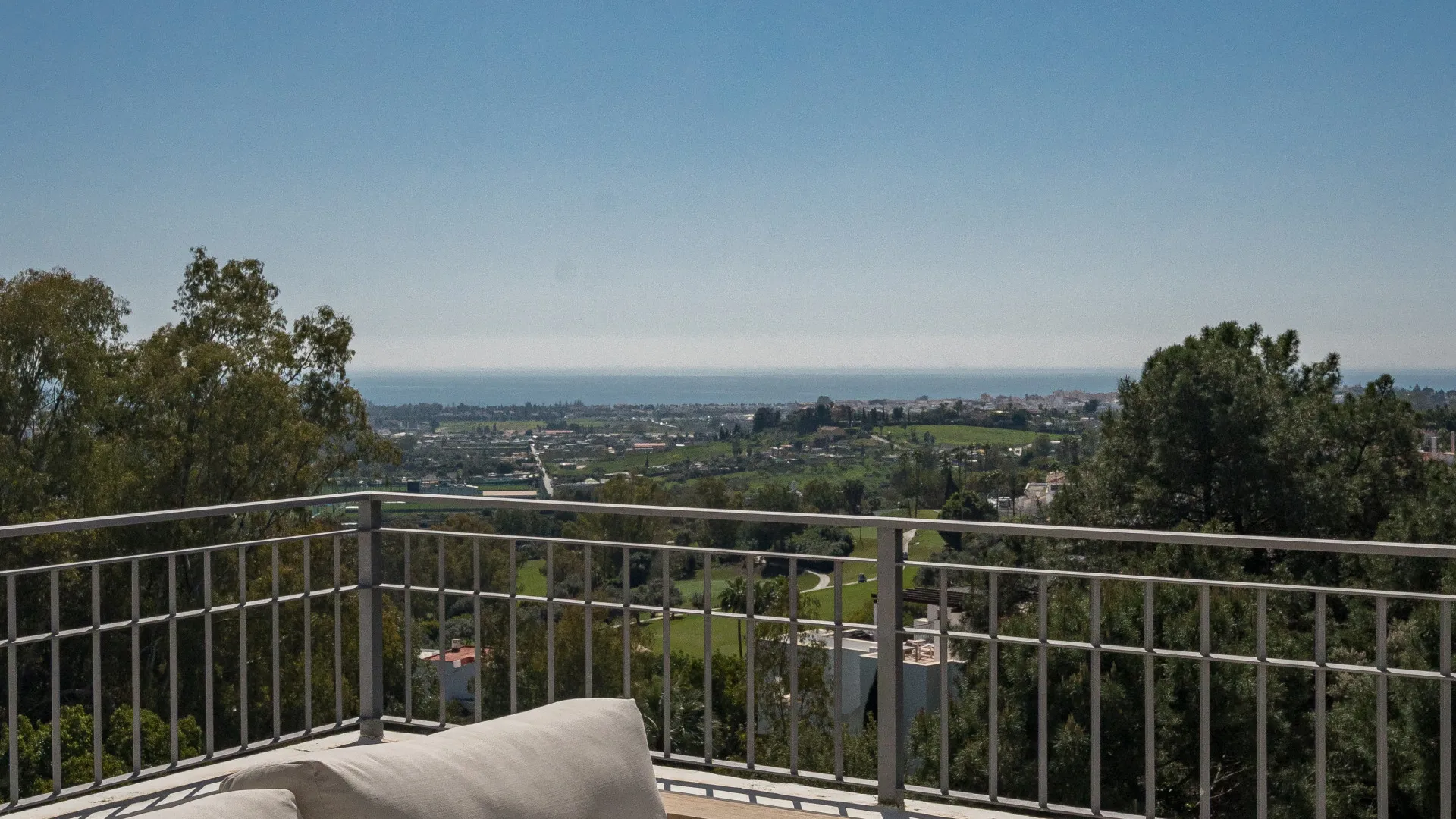 For sale duplex penthouse with 3 bedrooms in La Quinta