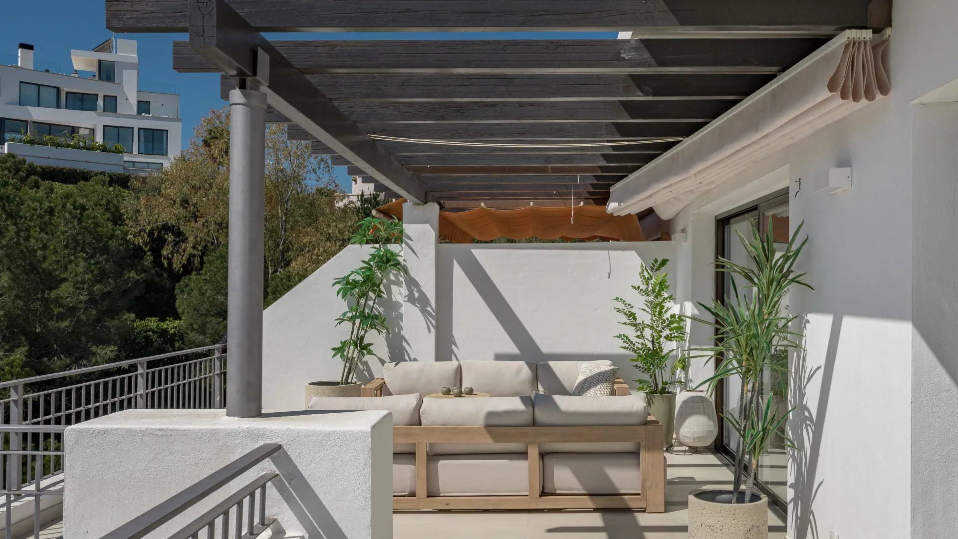 For sale duplex penthouse with 3 bedrooms in La Quinta