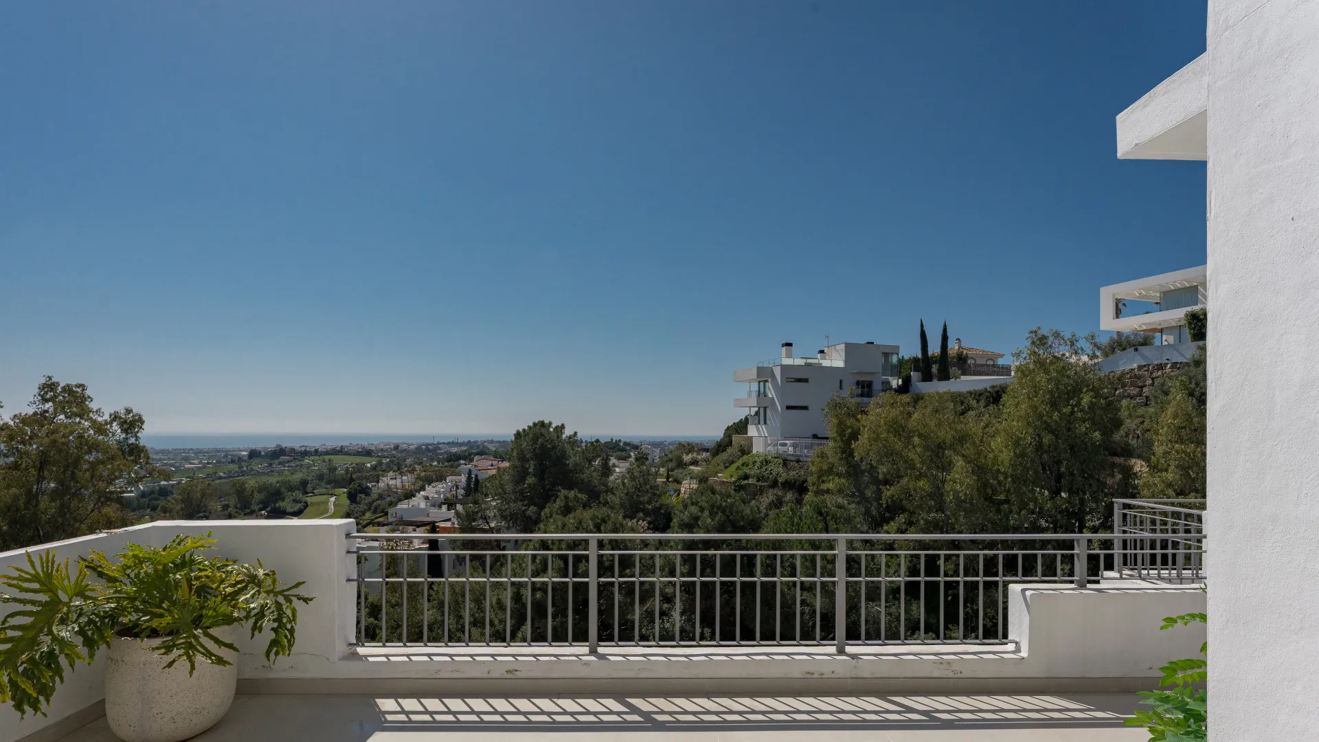 For sale duplex penthouse with 3 bedrooms in La Quinta