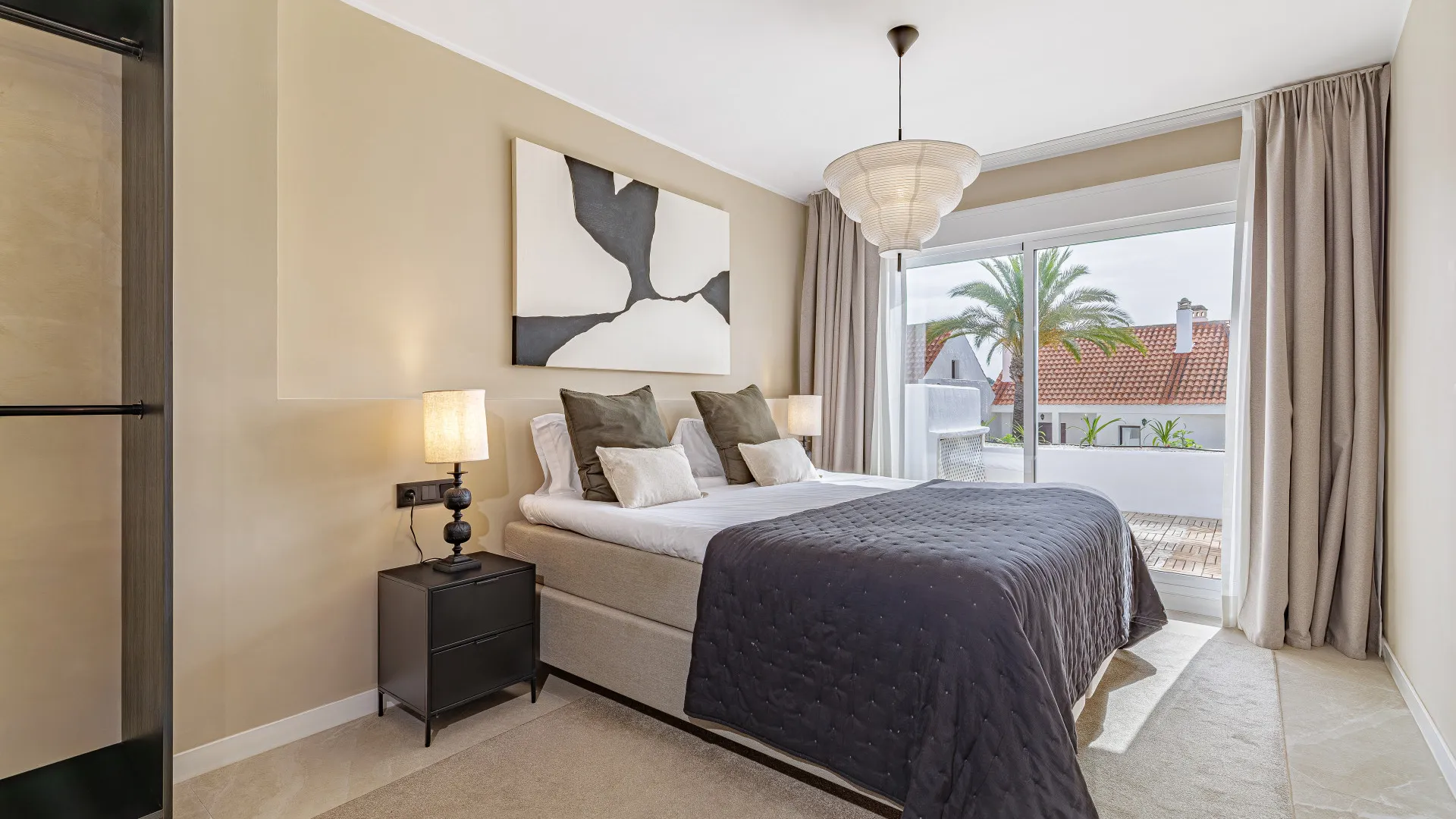 Apartamento en venta en Jardines de Andalucia con 4 dormitorios