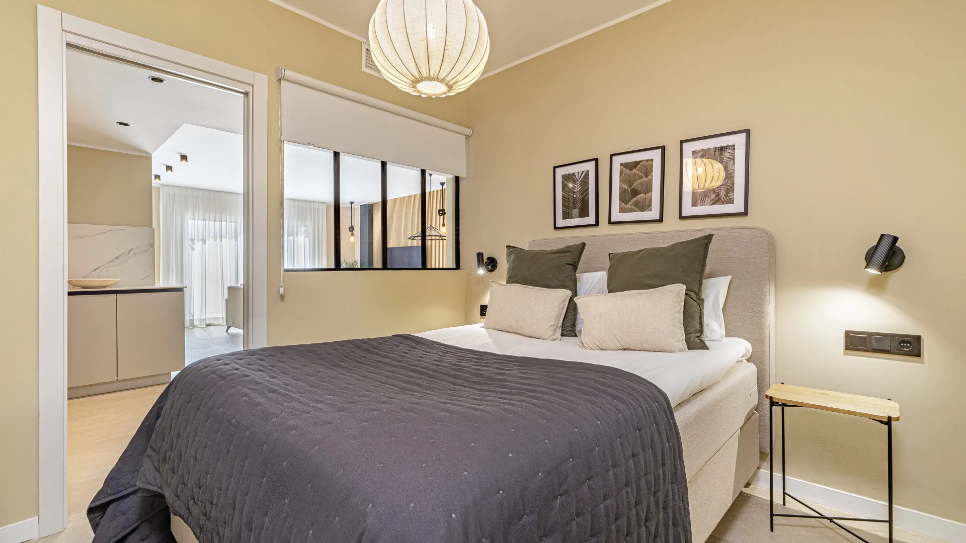 Apartamento en venta en Jardines de Andalucia con 4 dormitorios