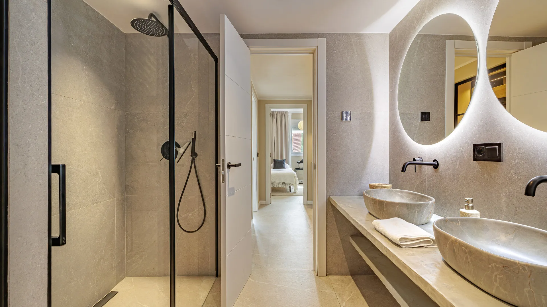Apartamento en venta en Jardines de Andalucia con 4 dormitorios