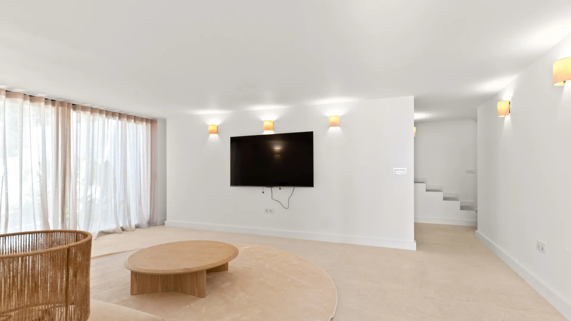 Pareado en venta de 4 dormitorios en Altos del Paraiso