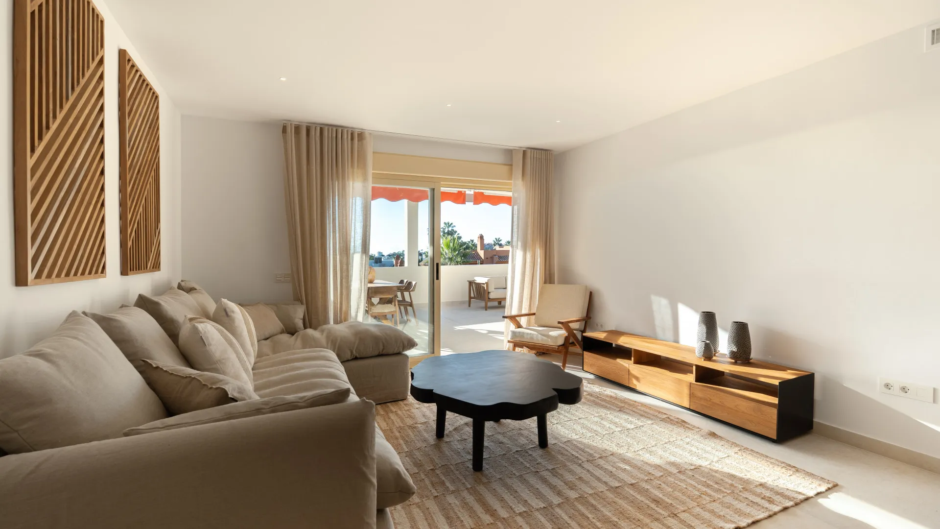 Apartamento en venta con 3 dormitorios en Palacetes Los Belvederes