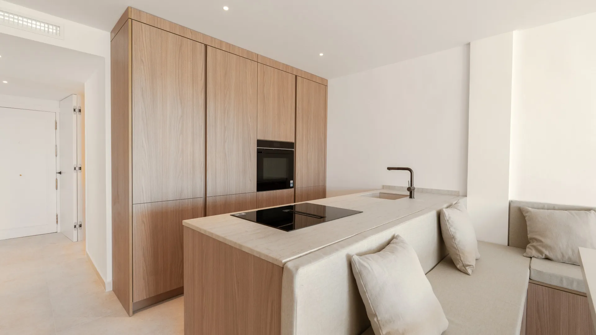 Apartamento en venta con 3 dormitorios en Palacetes Los Belvederes