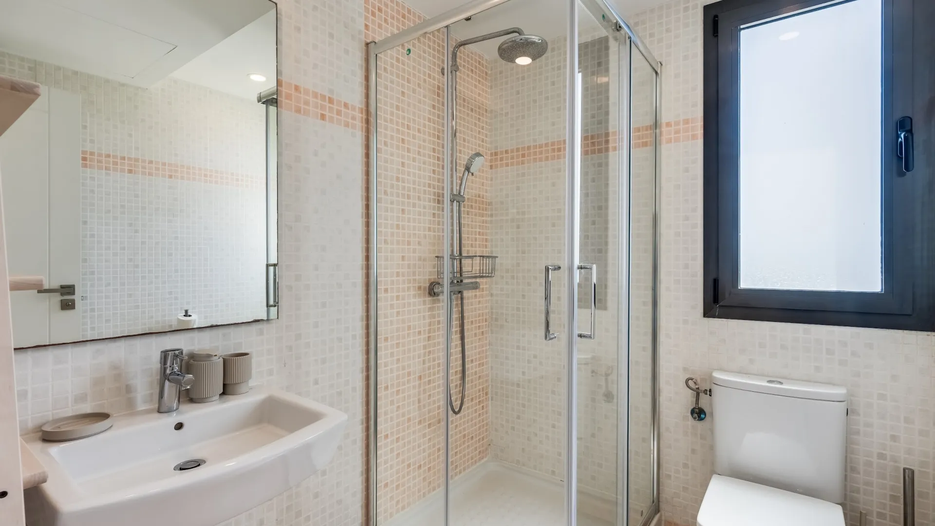 Se vende atico duplex en Estepona