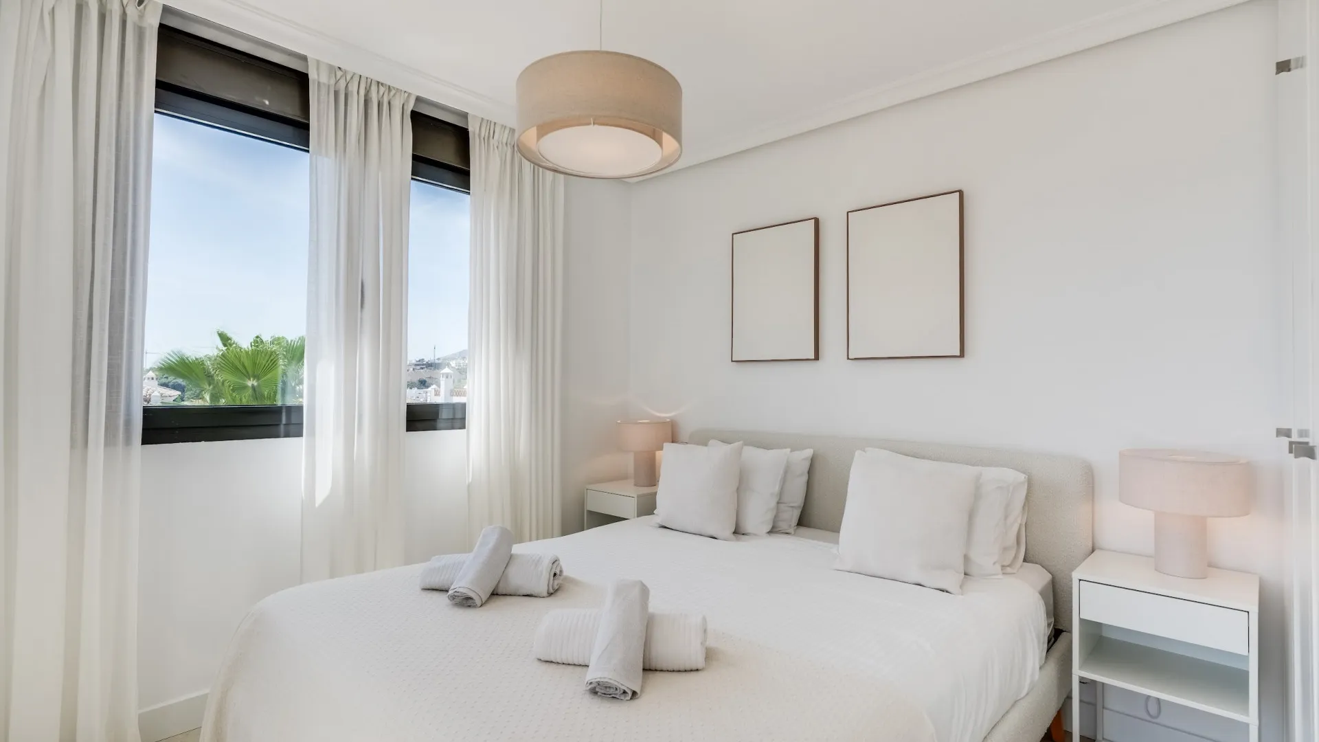 Se vende atico duplex en Estepona
