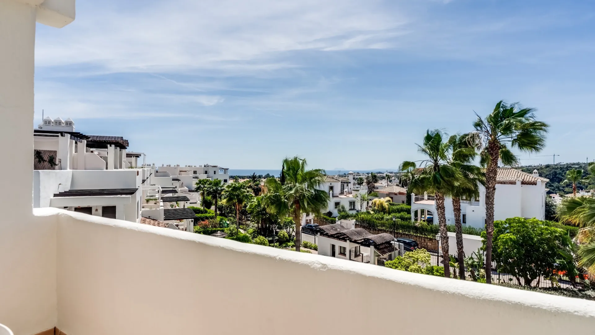 Se vende atico duplex en Estepona