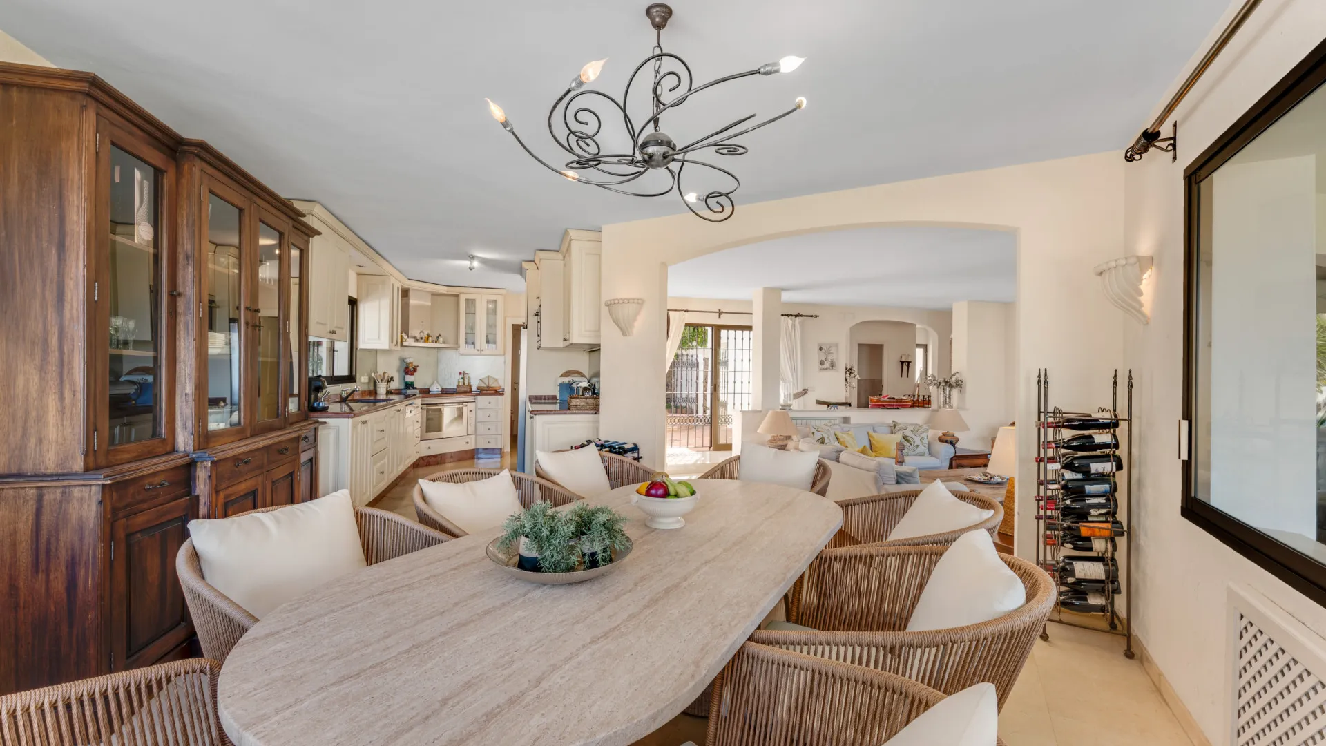 5 bedrooms villa for sale in El Rosario