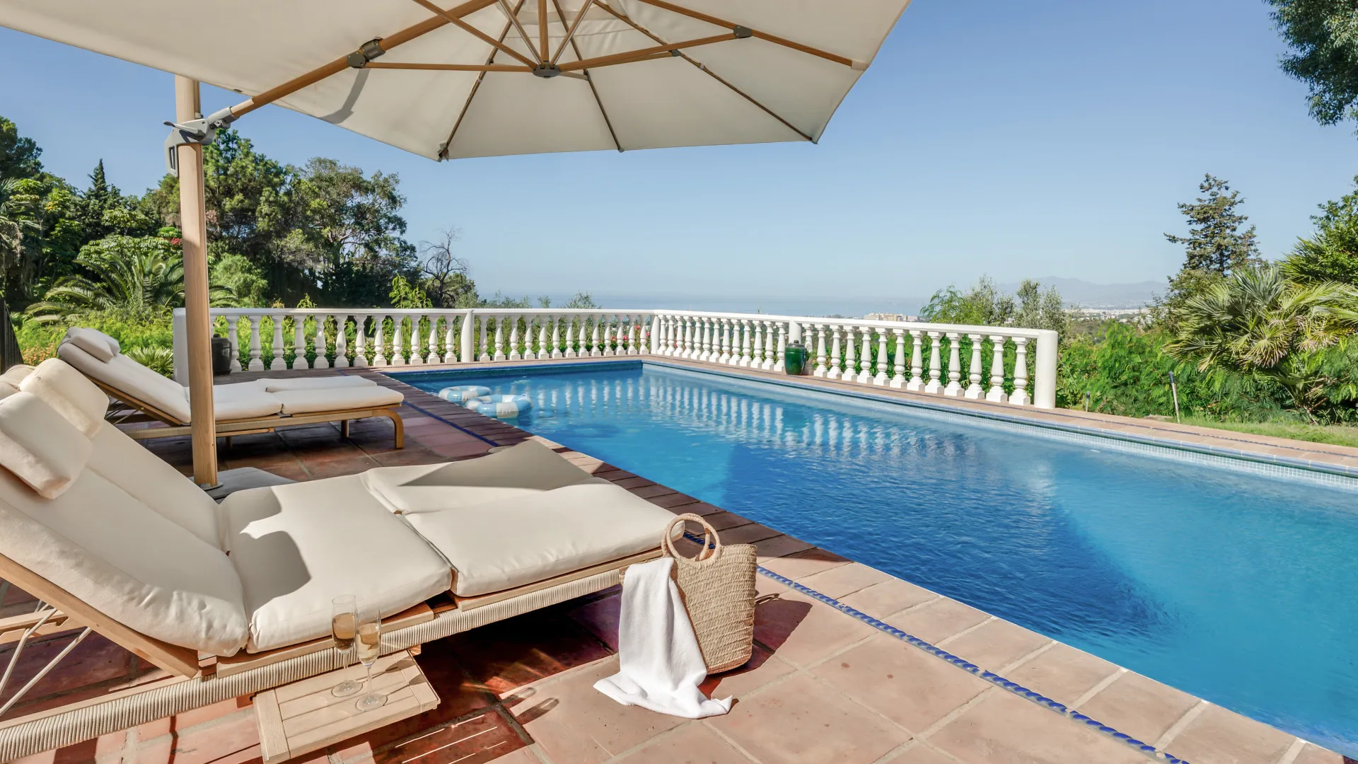 5 bedrooms villa for sale in El Rosario
